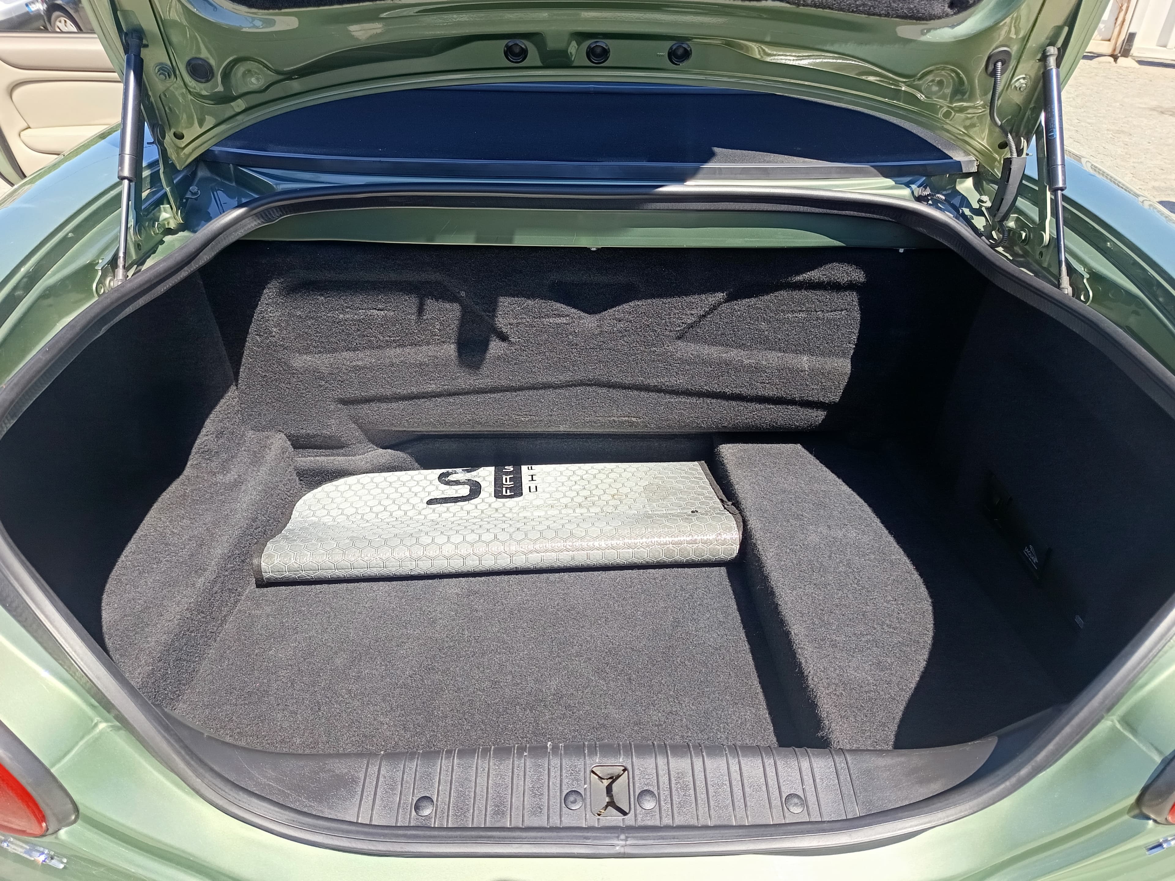 Jaguar XK8 · Ano 1999 — image 15