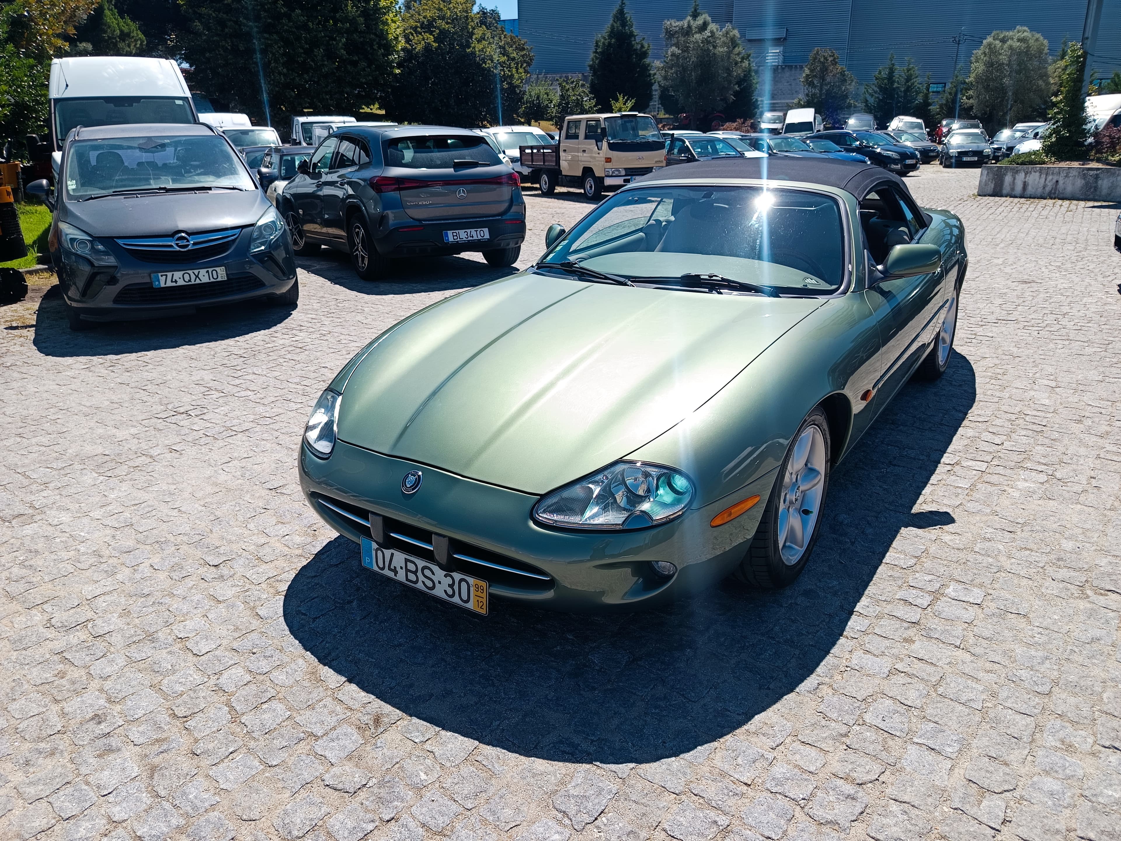 Jaguar XK8 · Ano 1999 — image 1