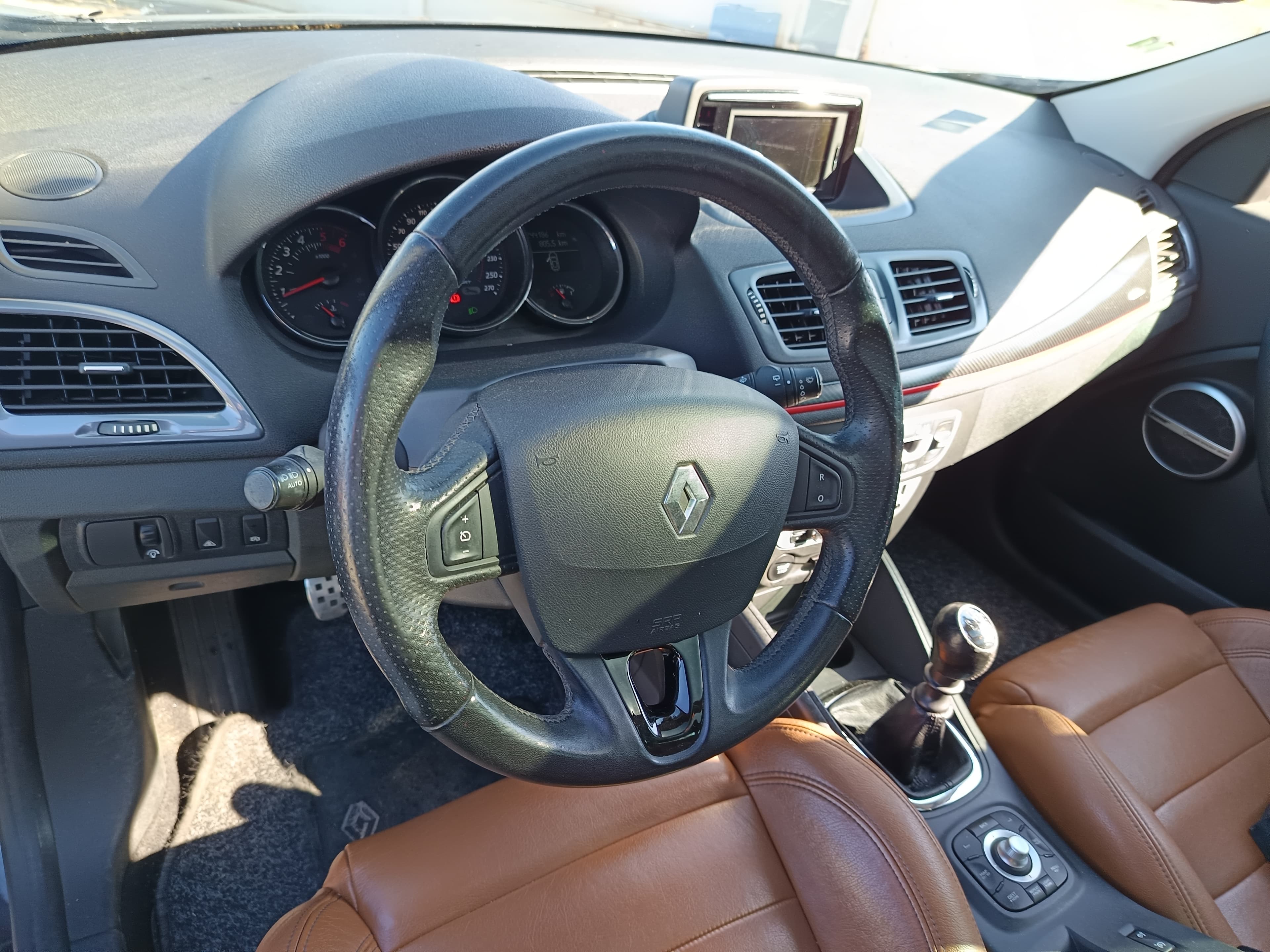 Renault Mégane · Ano 2012 — image 36