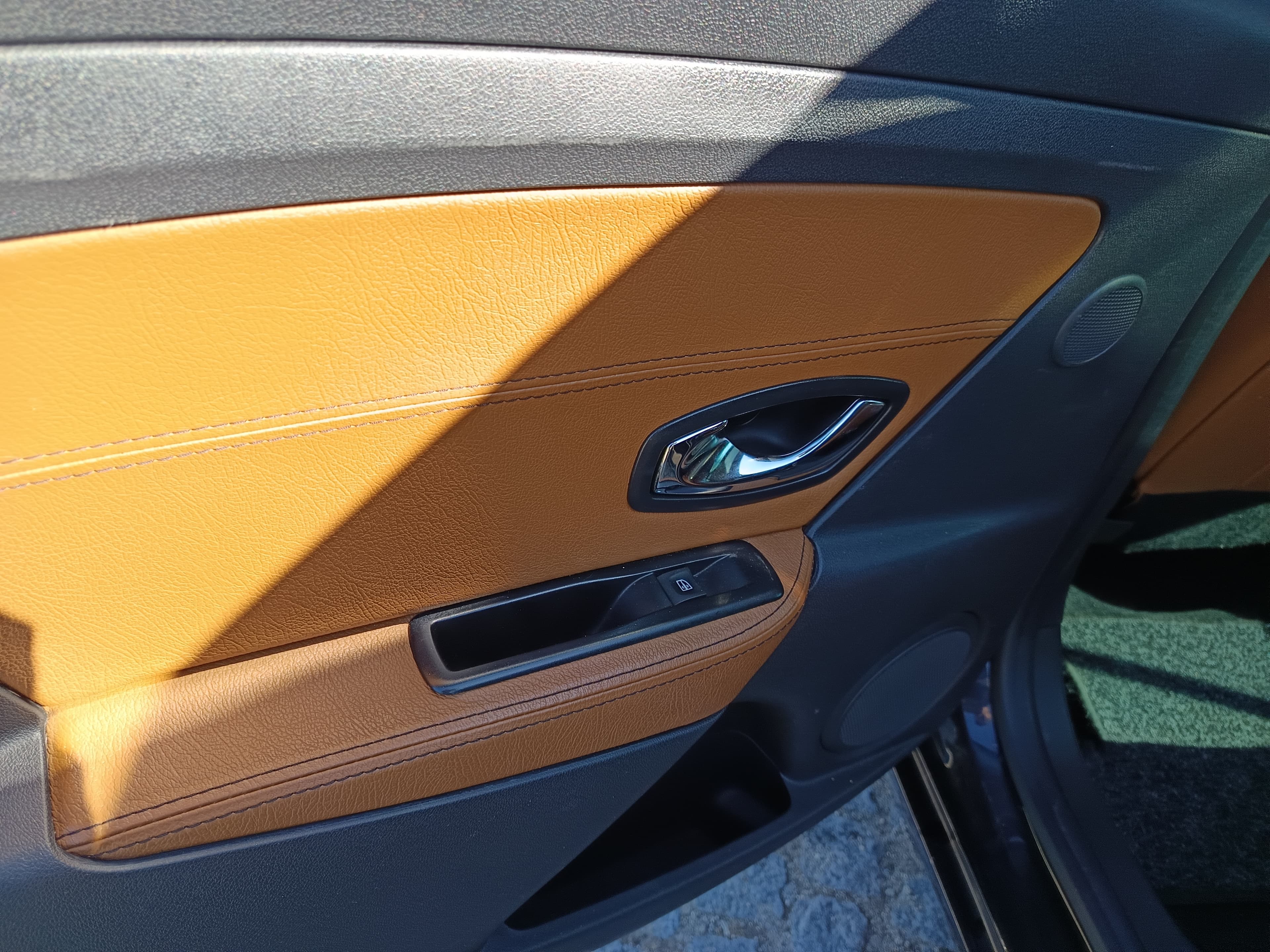 Renault Mégane · Ano 2012 — image 30