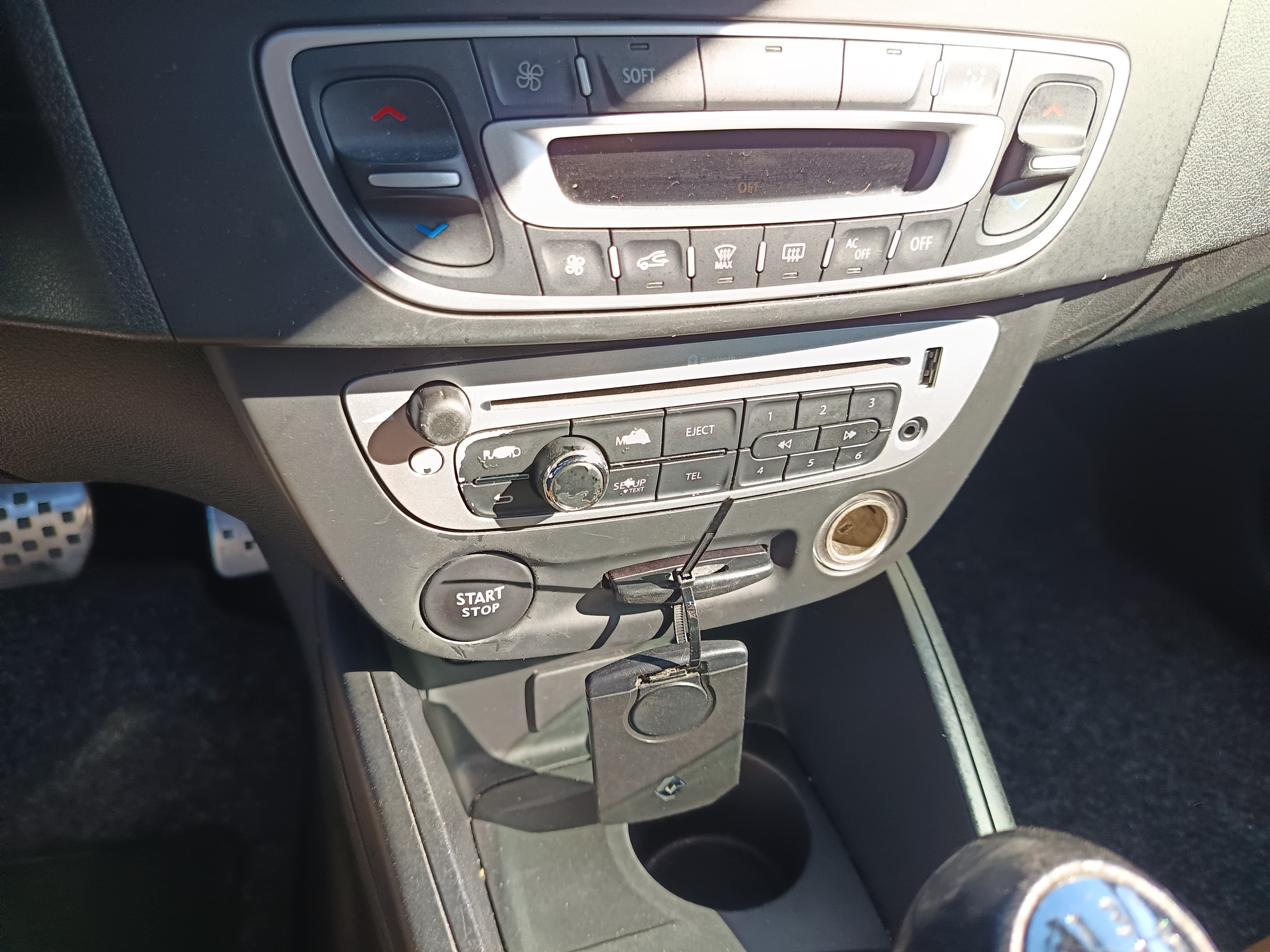 Renault Mégane · Ano 2012 — image 41