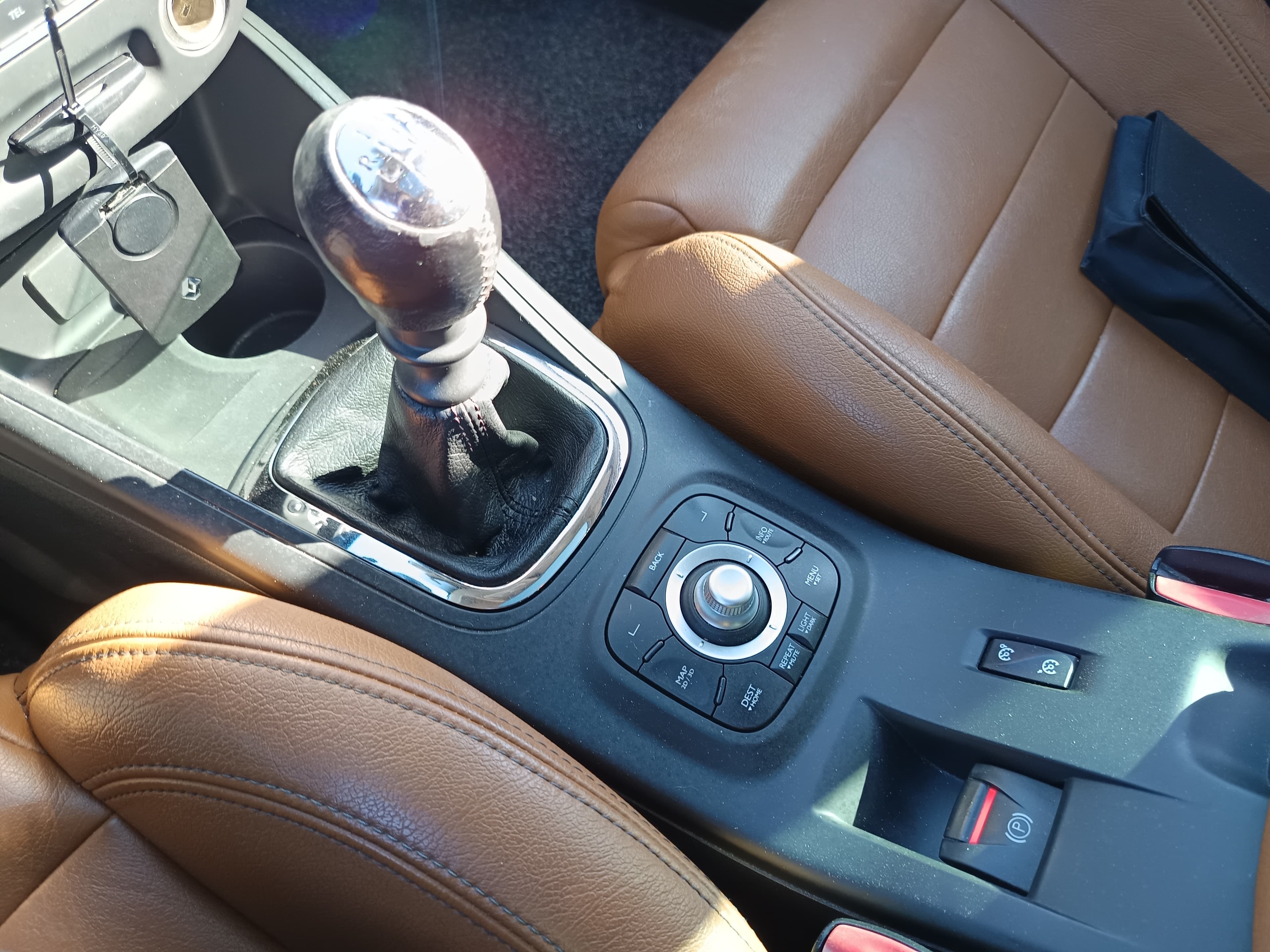 Renault Mégane · Ano 2012 — image 46