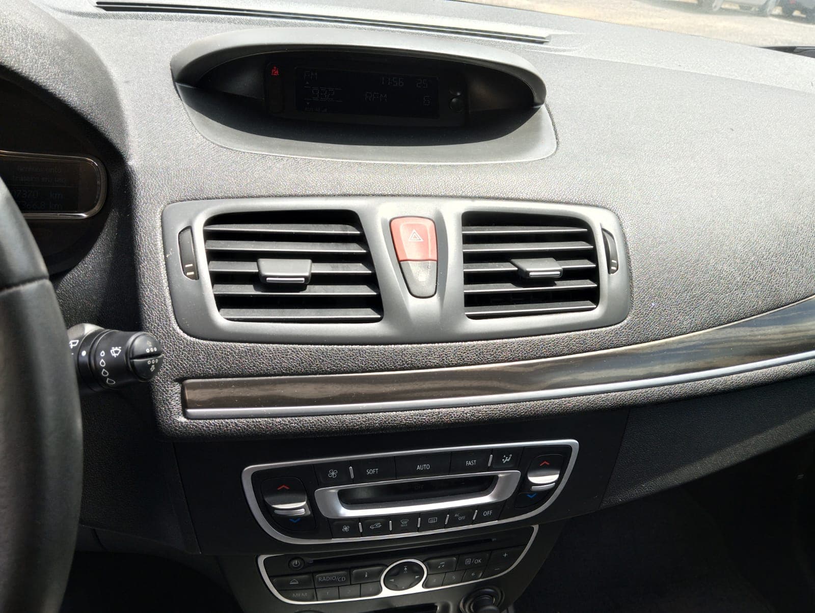 Renault Mégane · Ano 2009 — imagem 16