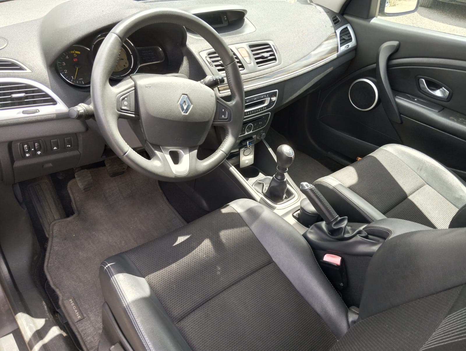 Renault Mégane · Ano 2009 — imagem 13