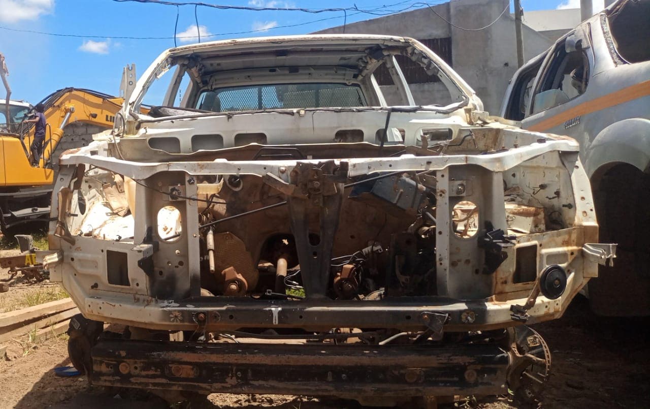 Carcaça de Ford Ranger