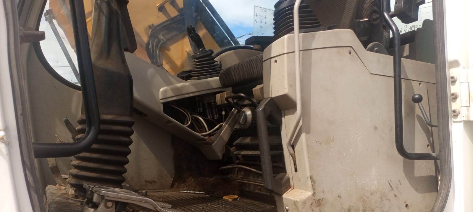 Escavadeira Liebherr A900C — image 10