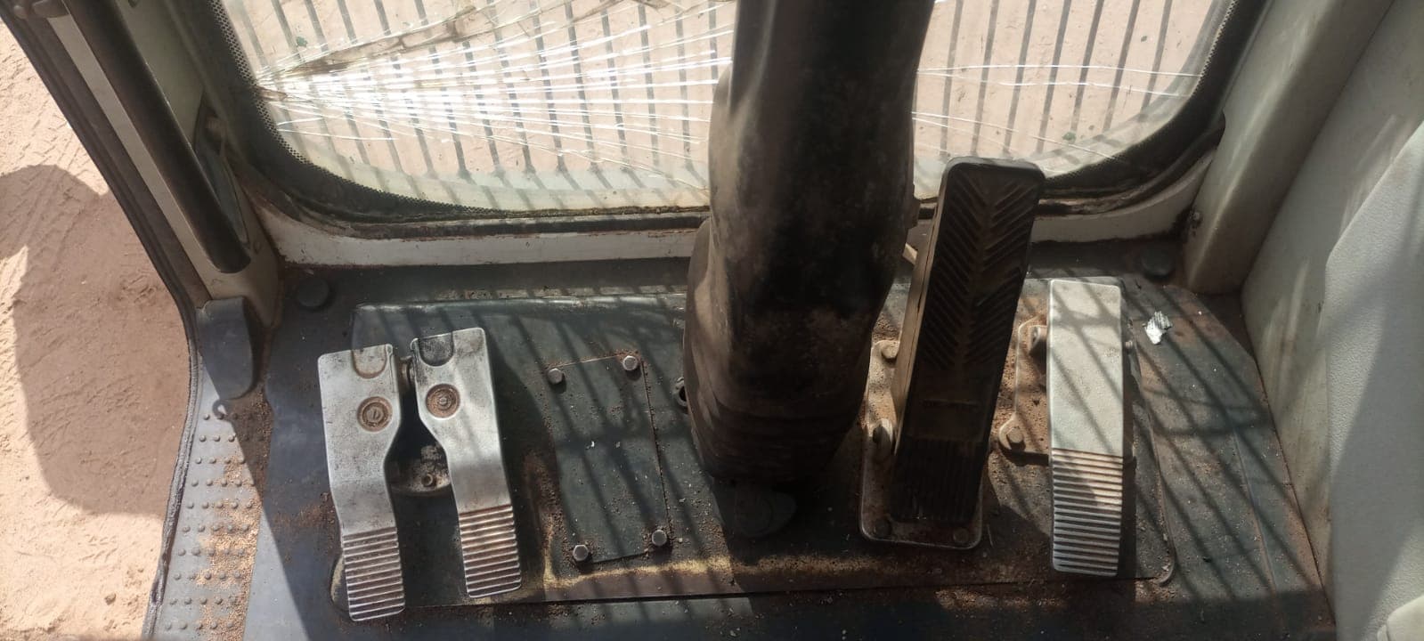 Escavadeira Liebherr A900C — image 11