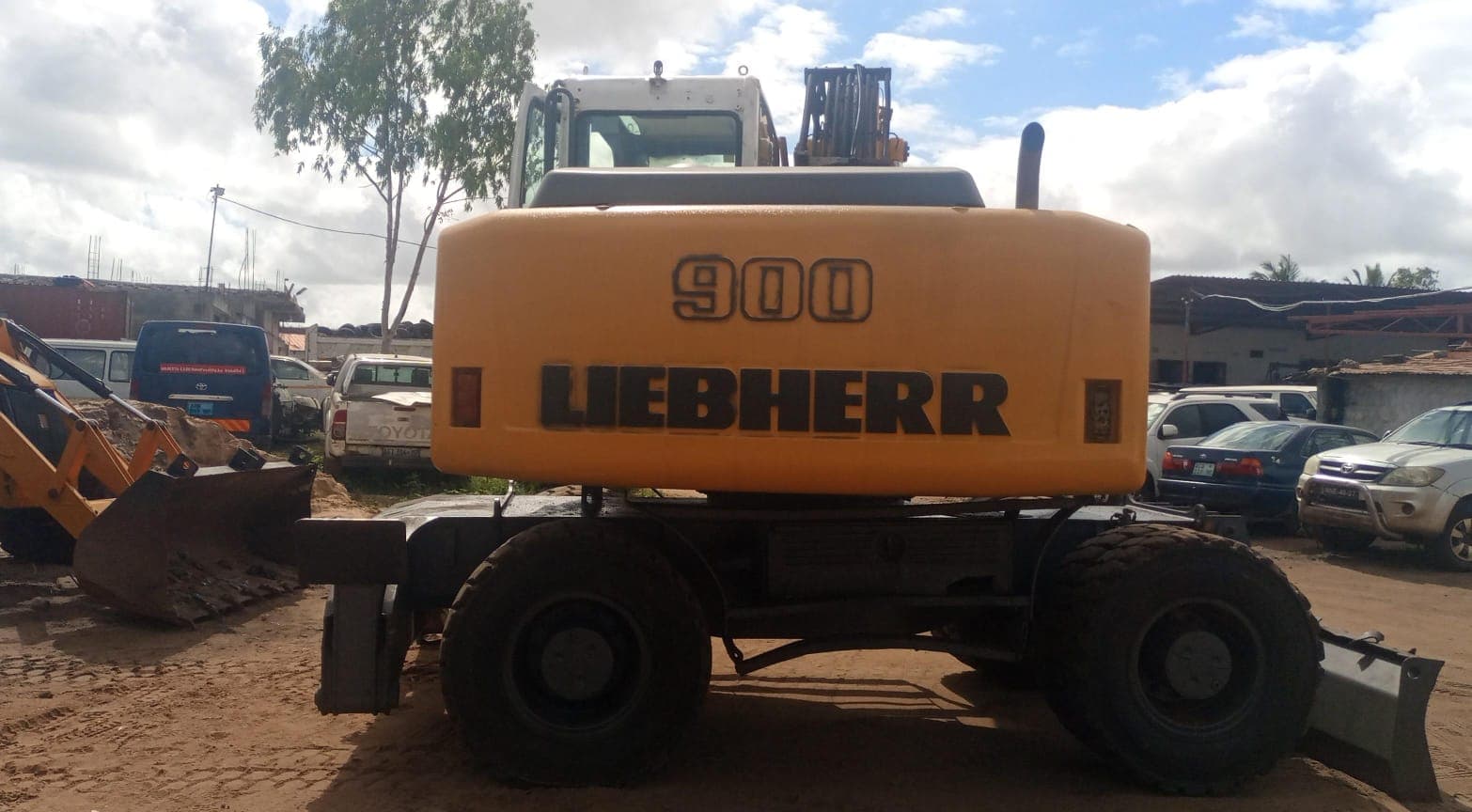 Escavadeira Liebherr A900C — image 16