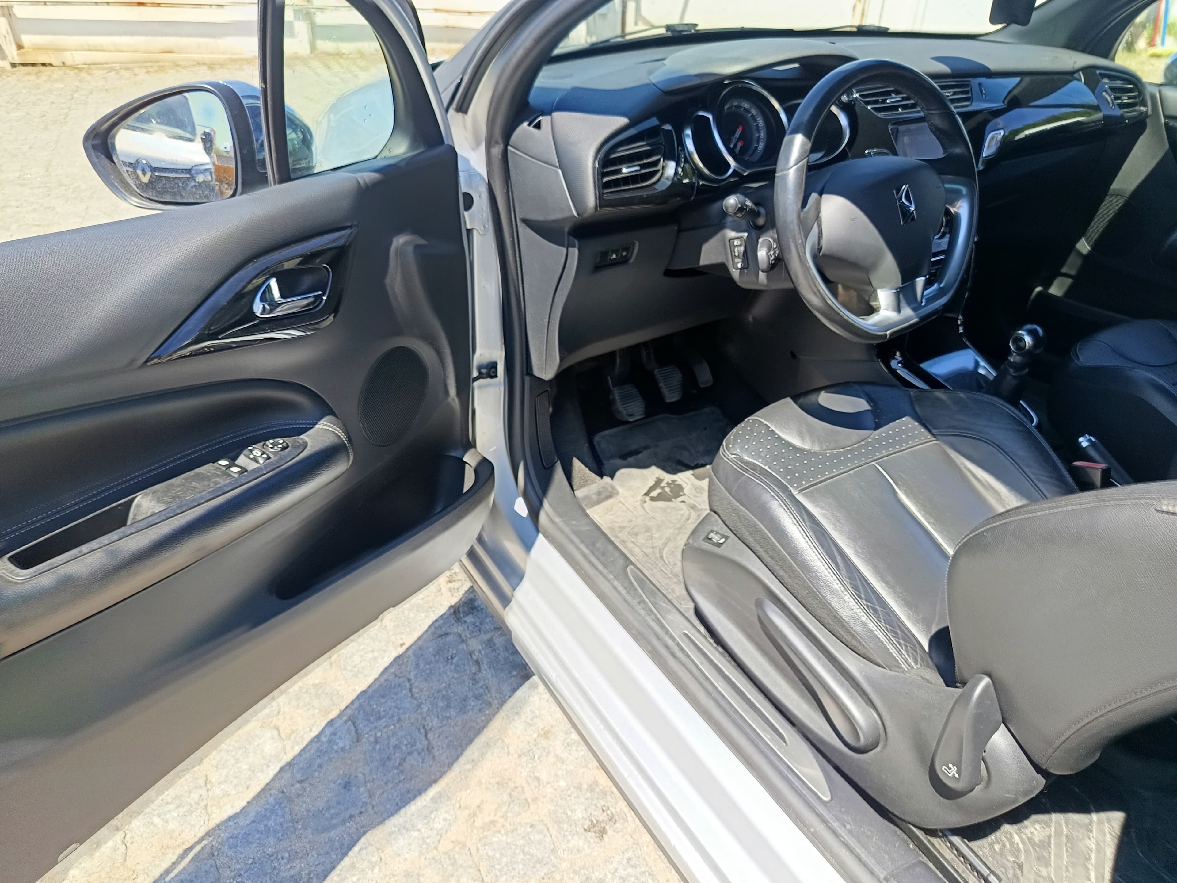 Citroën DS3 · Año 2012 — imagen 20