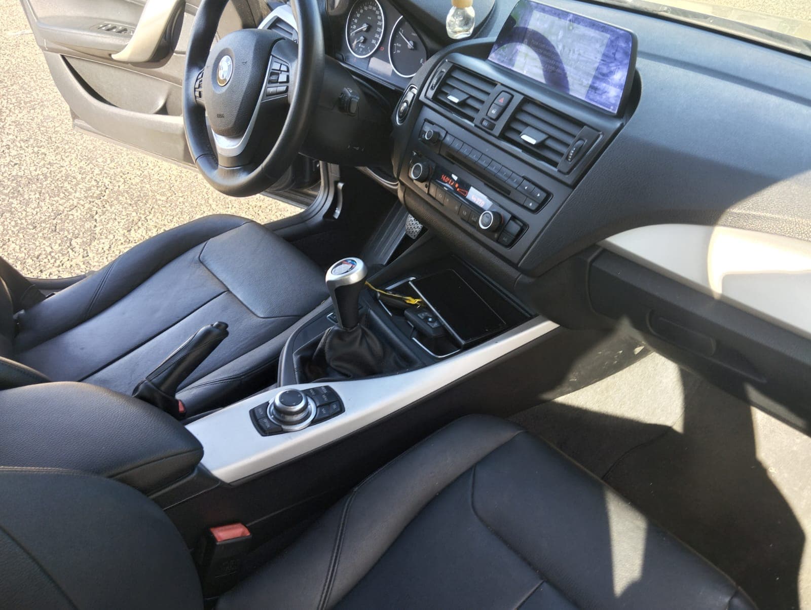 BMW 116D · Ano 2012 — imagem 21