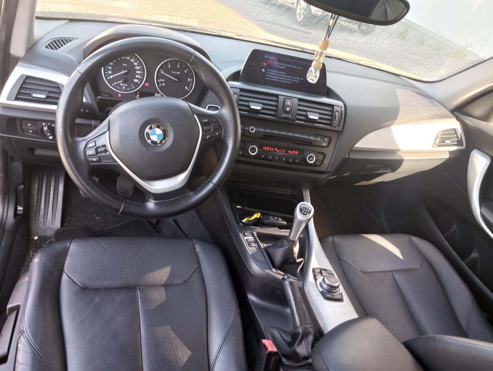 BMW 116D · Ano 2012 — imagem 19