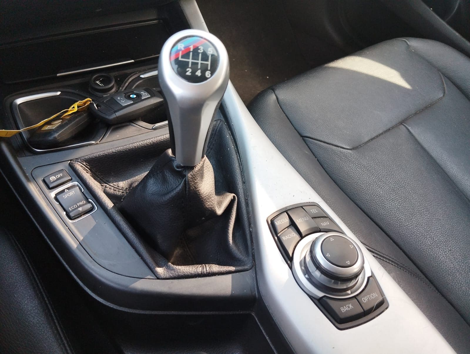 BMW 116D · Ano 2012 — imagem 27