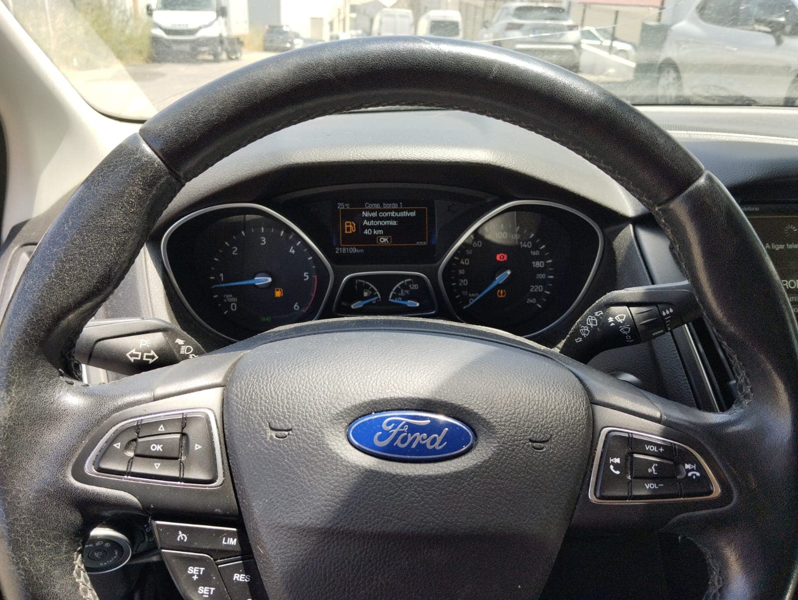 Ford Focus · Ano 2016 — image 22