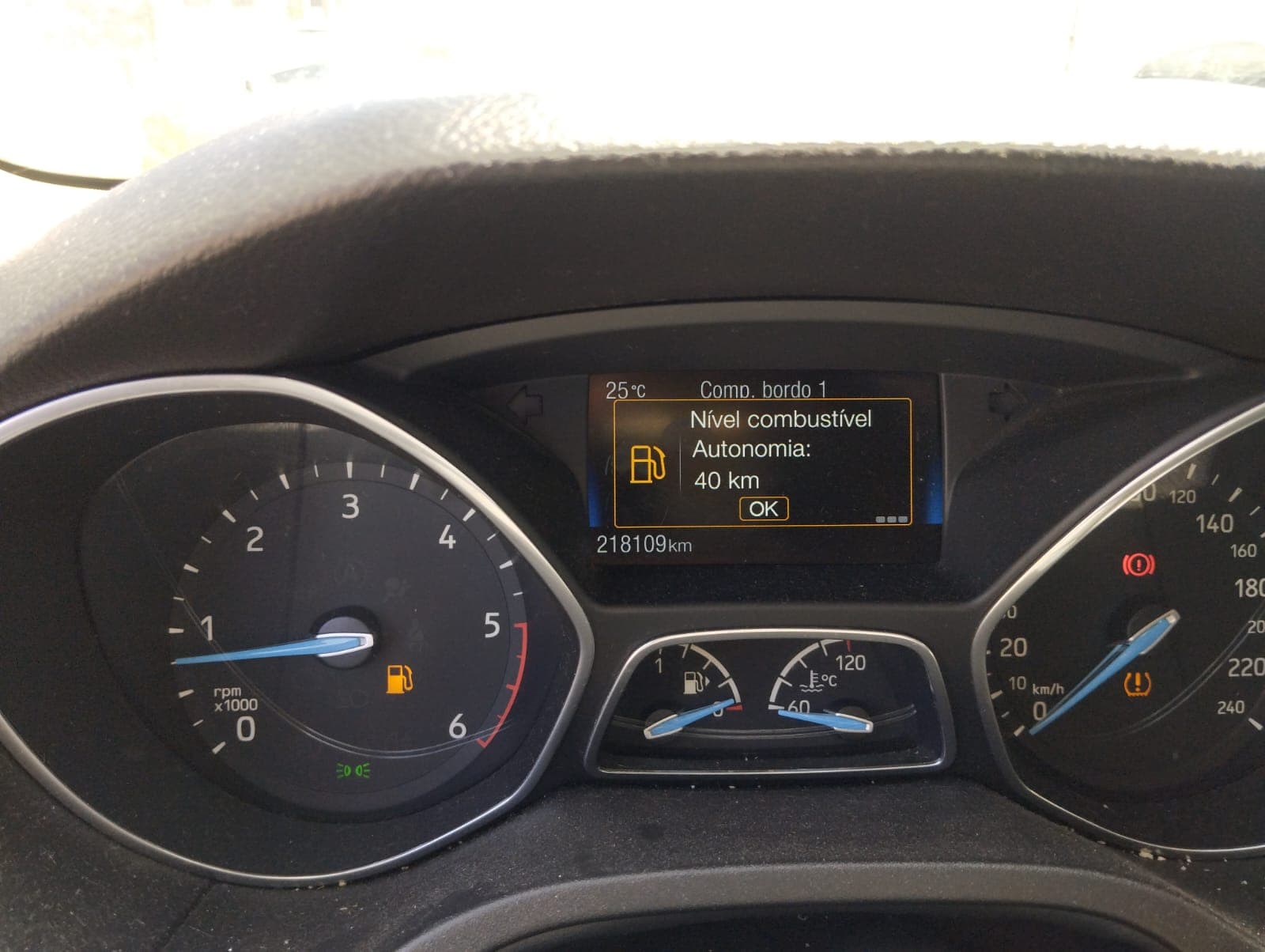 Ford Focus · Ano 2016 — image 27
