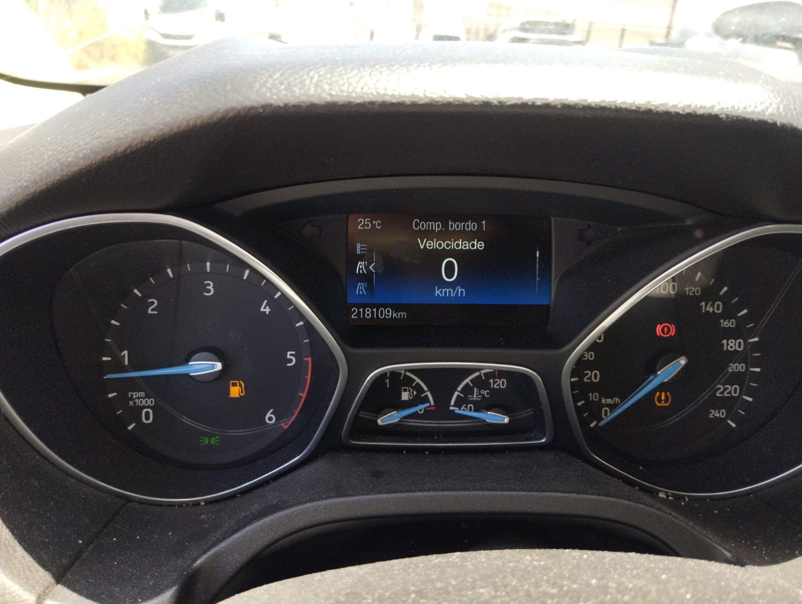 Ford Focus · Ano 2016 — image 25
