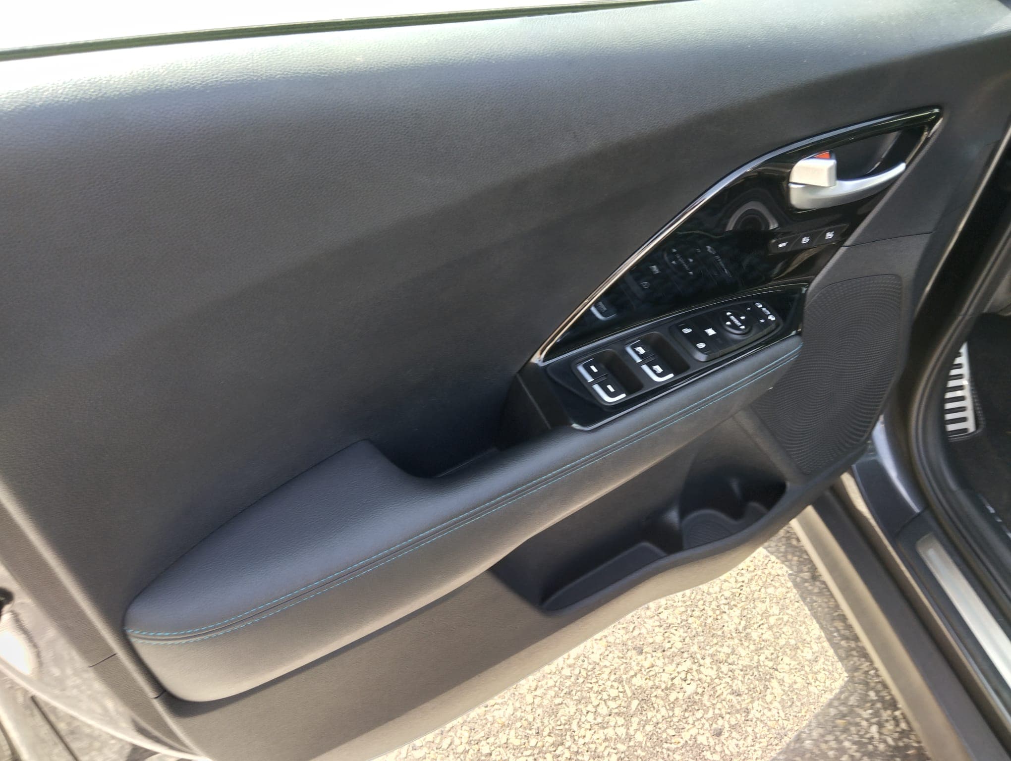 Kia Niro · Ano 2020 — image 23