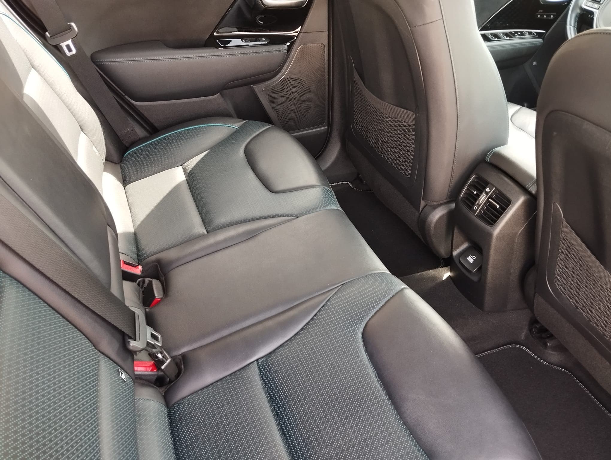 Kia Niro · Ano 2020 — image 13