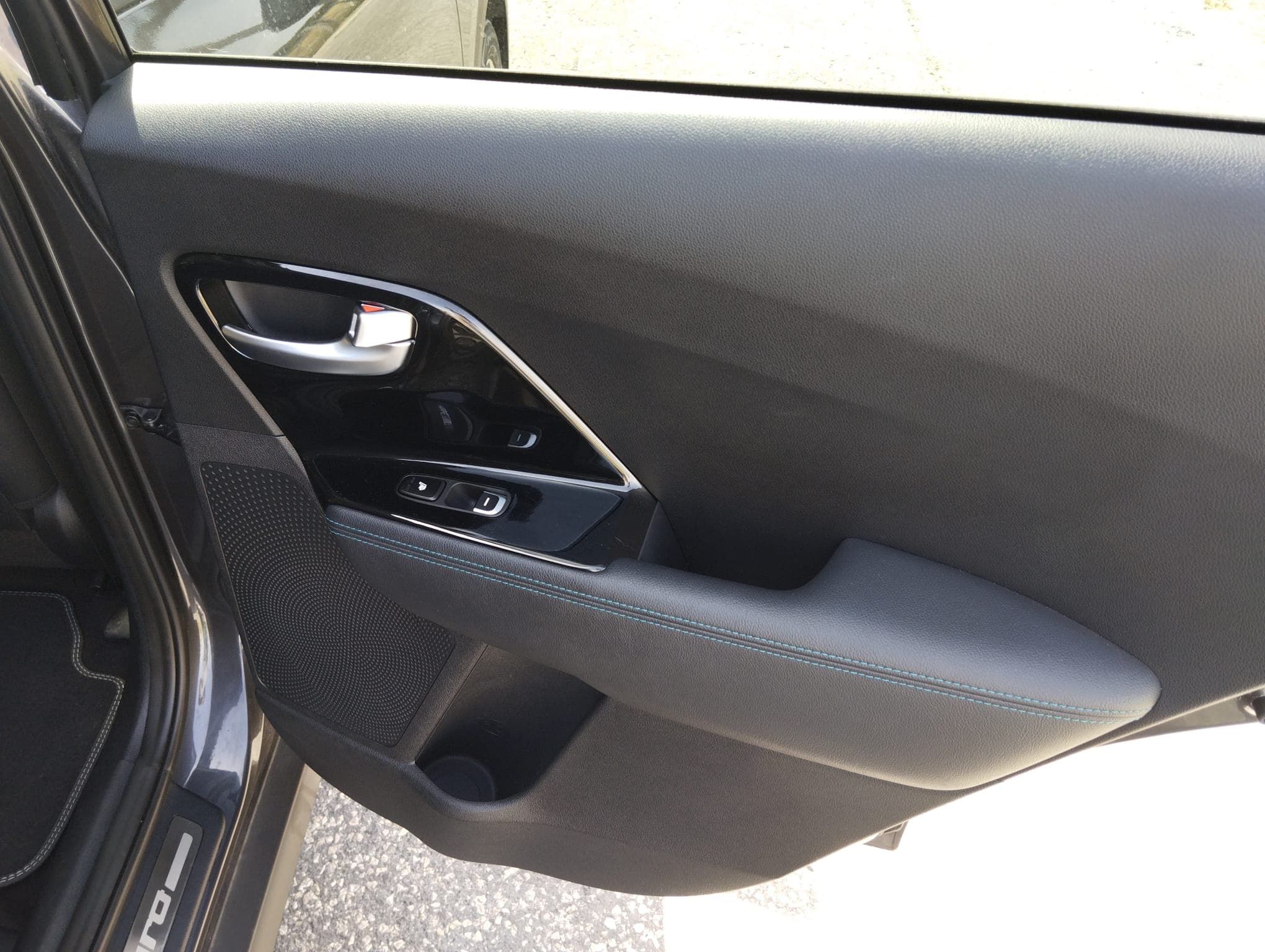 Kia Niro · Ano 2020 — image 18