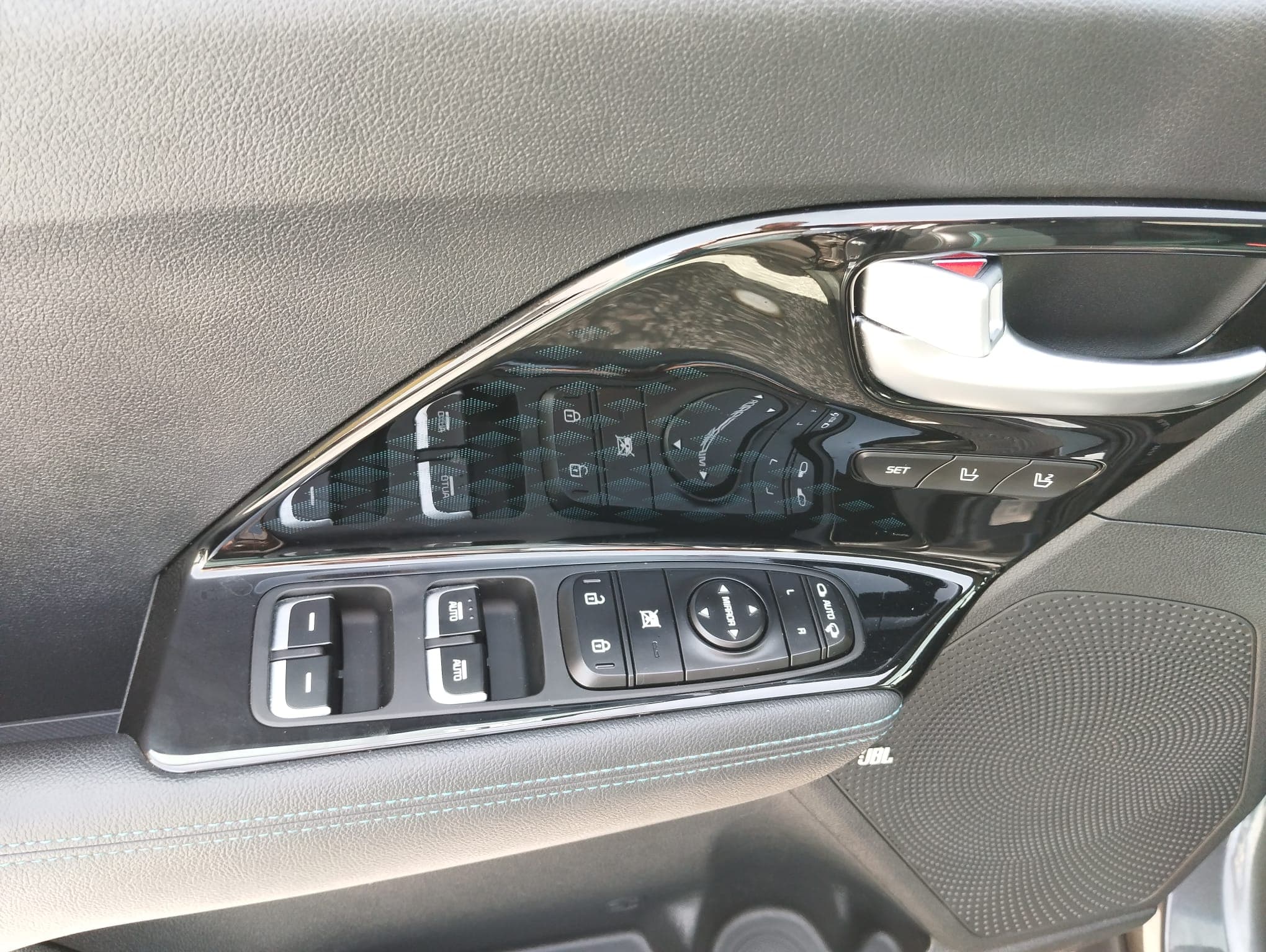 Kia Niro · Ano 2020 — image 26
