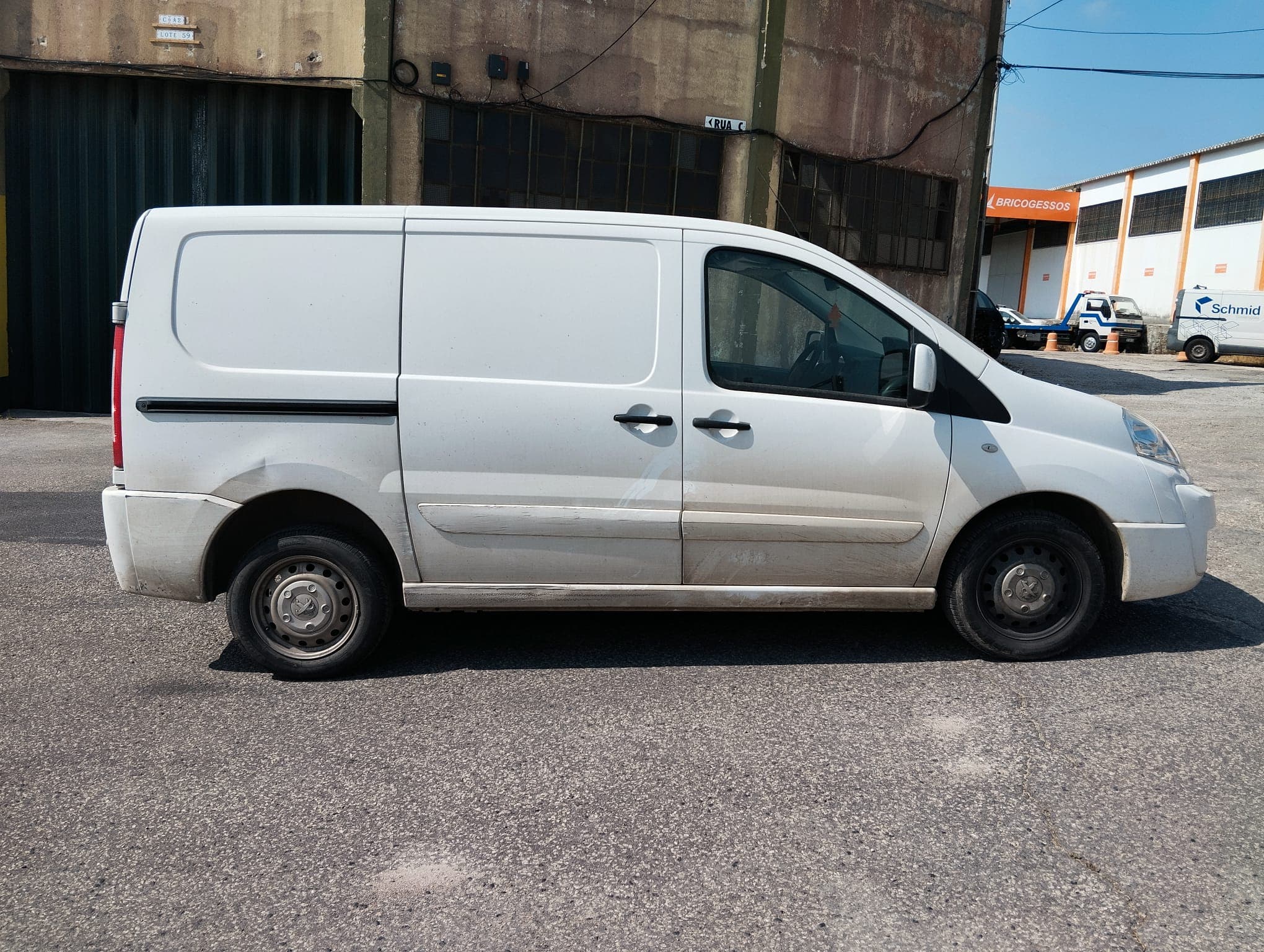 Peugeot Expert · Ano 2016 — imagem 7