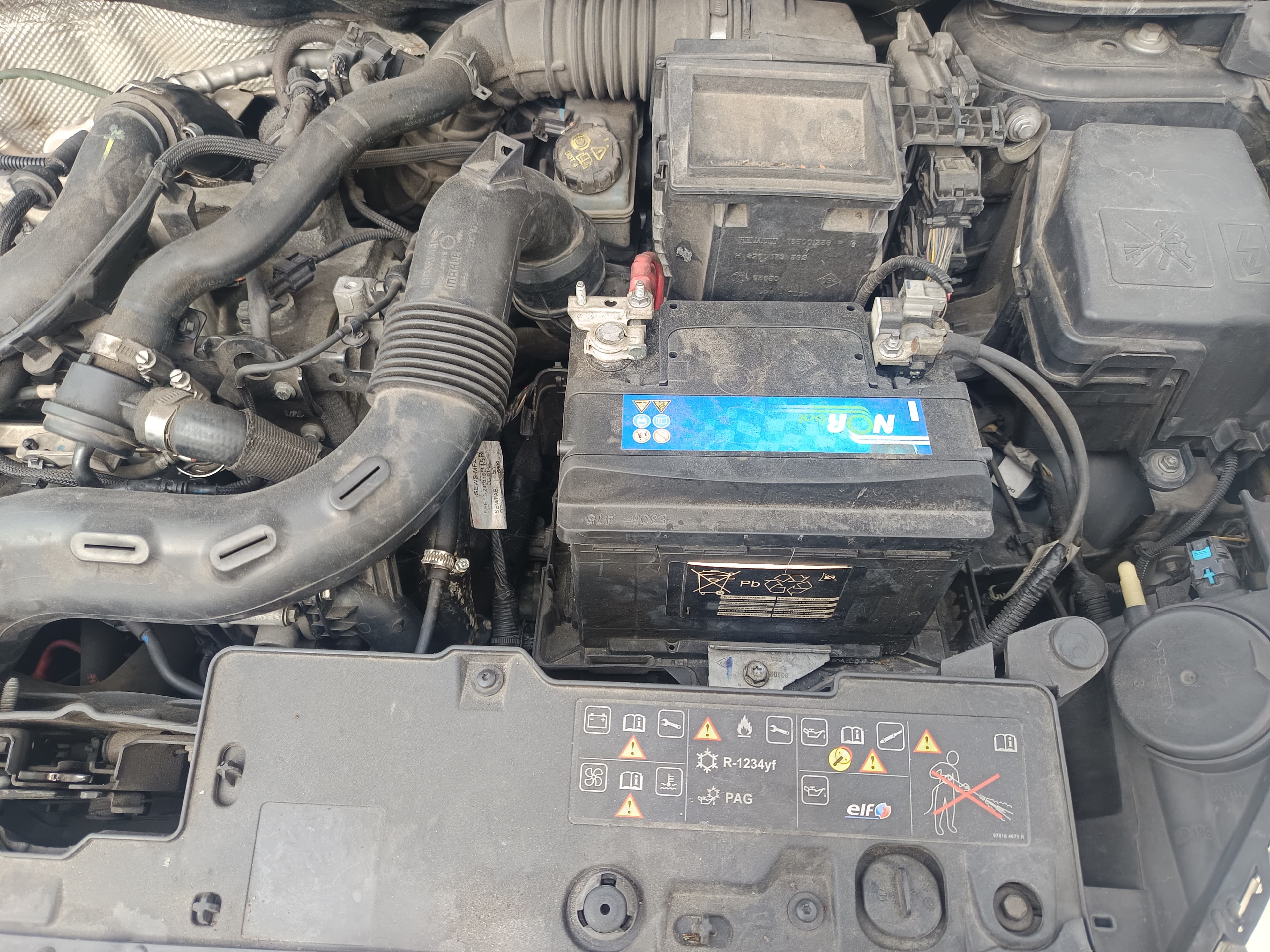 Renault Clio · Ano 2018 — image 36