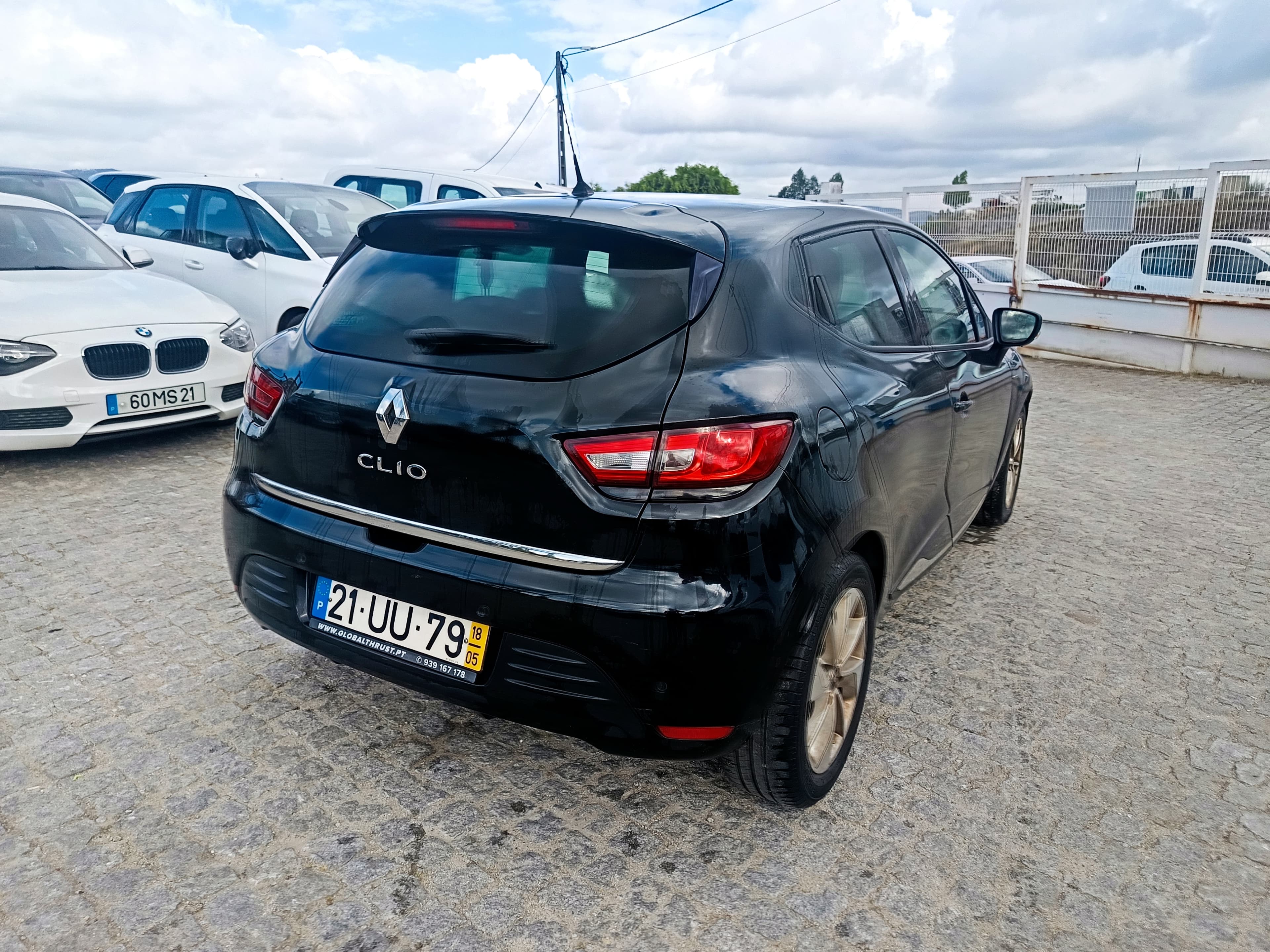 Renault Clio · Ano 2018 — image 4