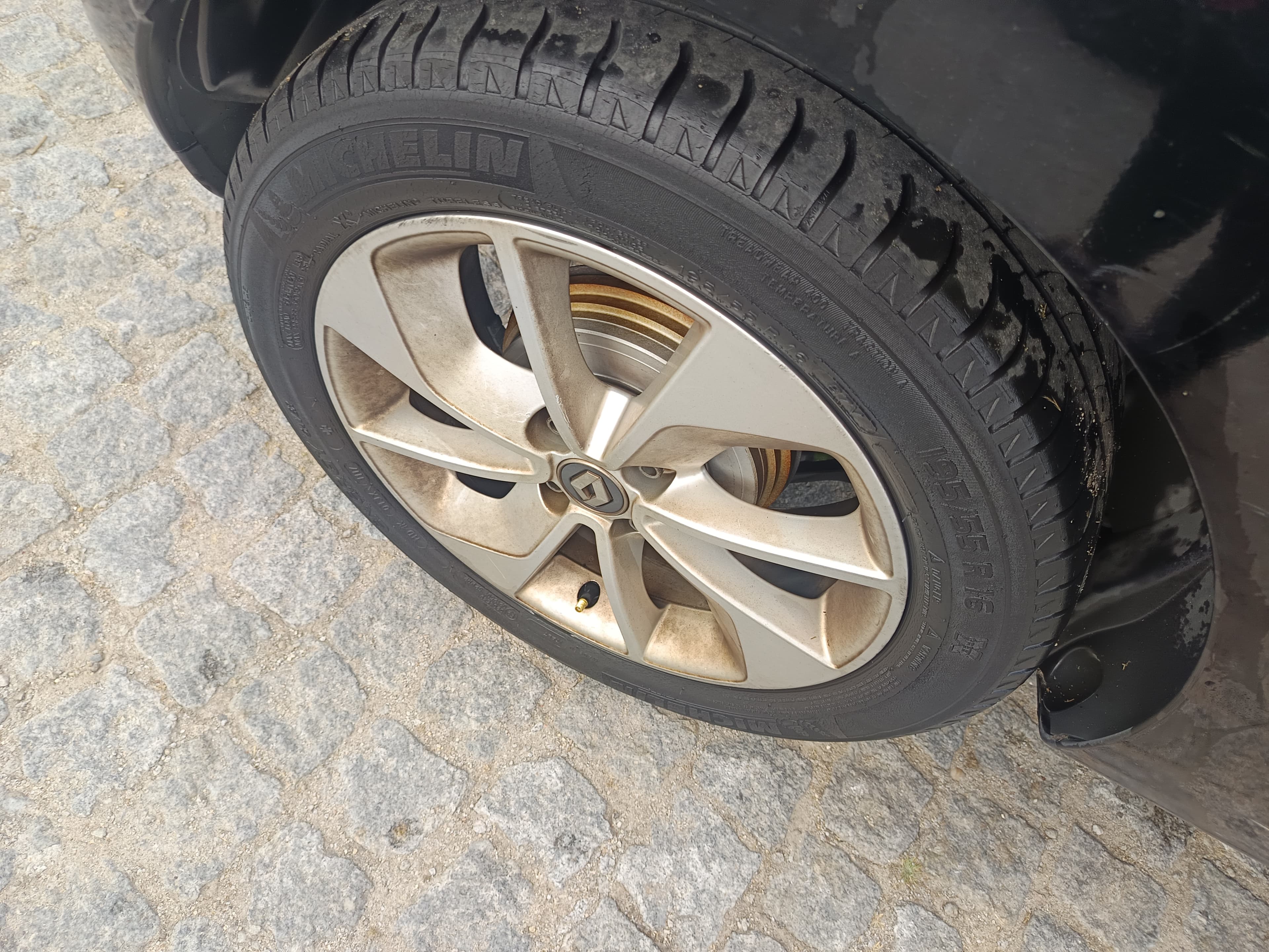 Renault Clio · Ano 2018 — image 39