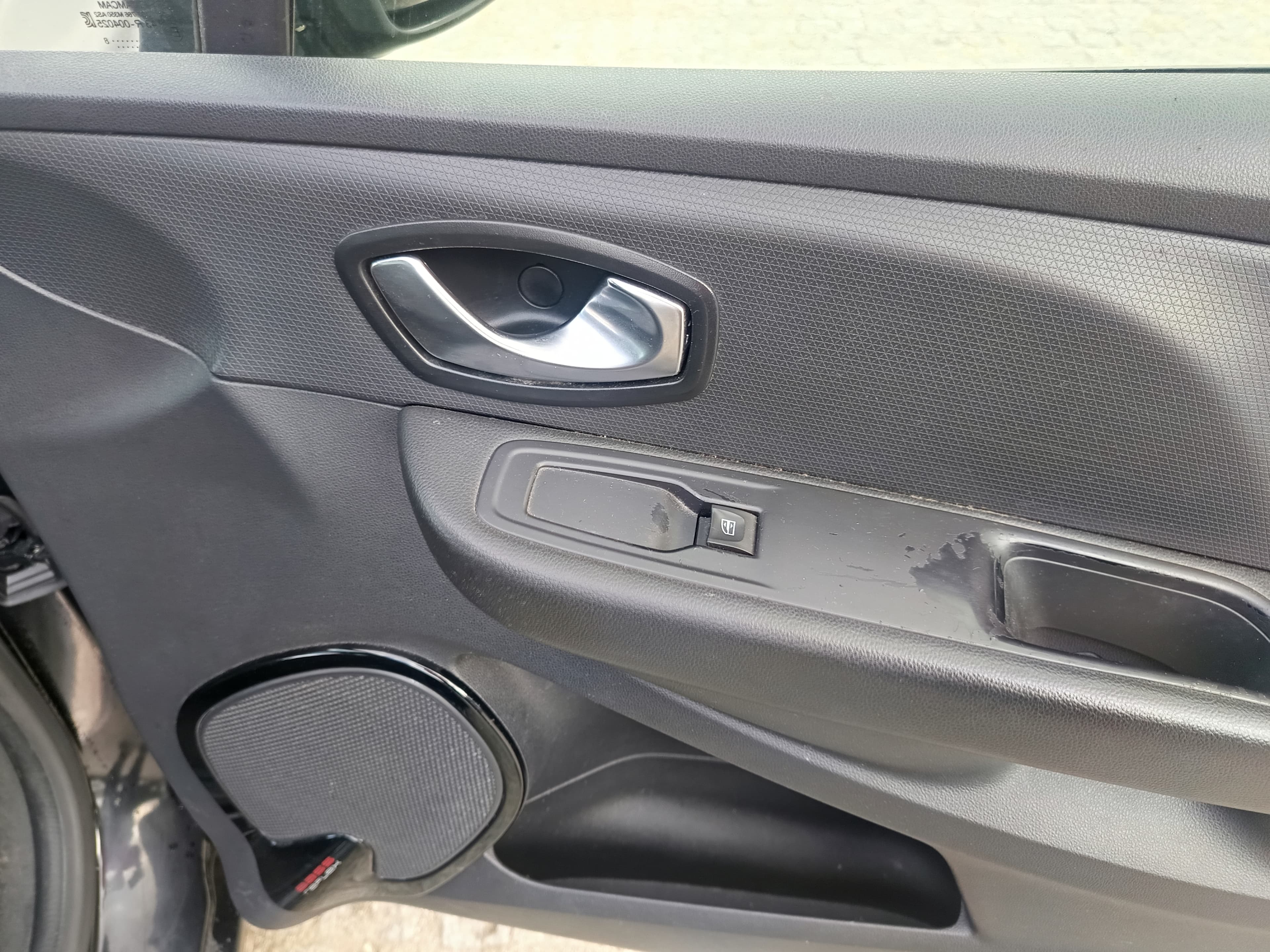 Renault Clio · Ano 2018 — image 13