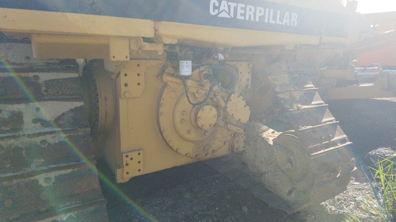 Bulldozer Caterpillar D6M — imagem 11