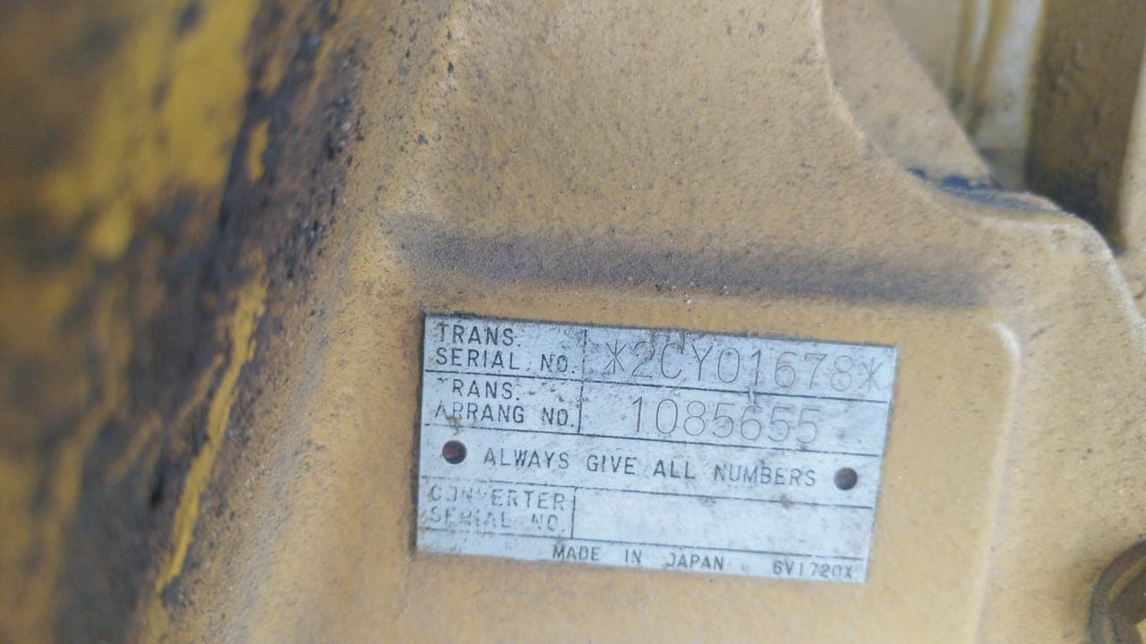 Bulldozer Caterpillar D6M — imagem 3