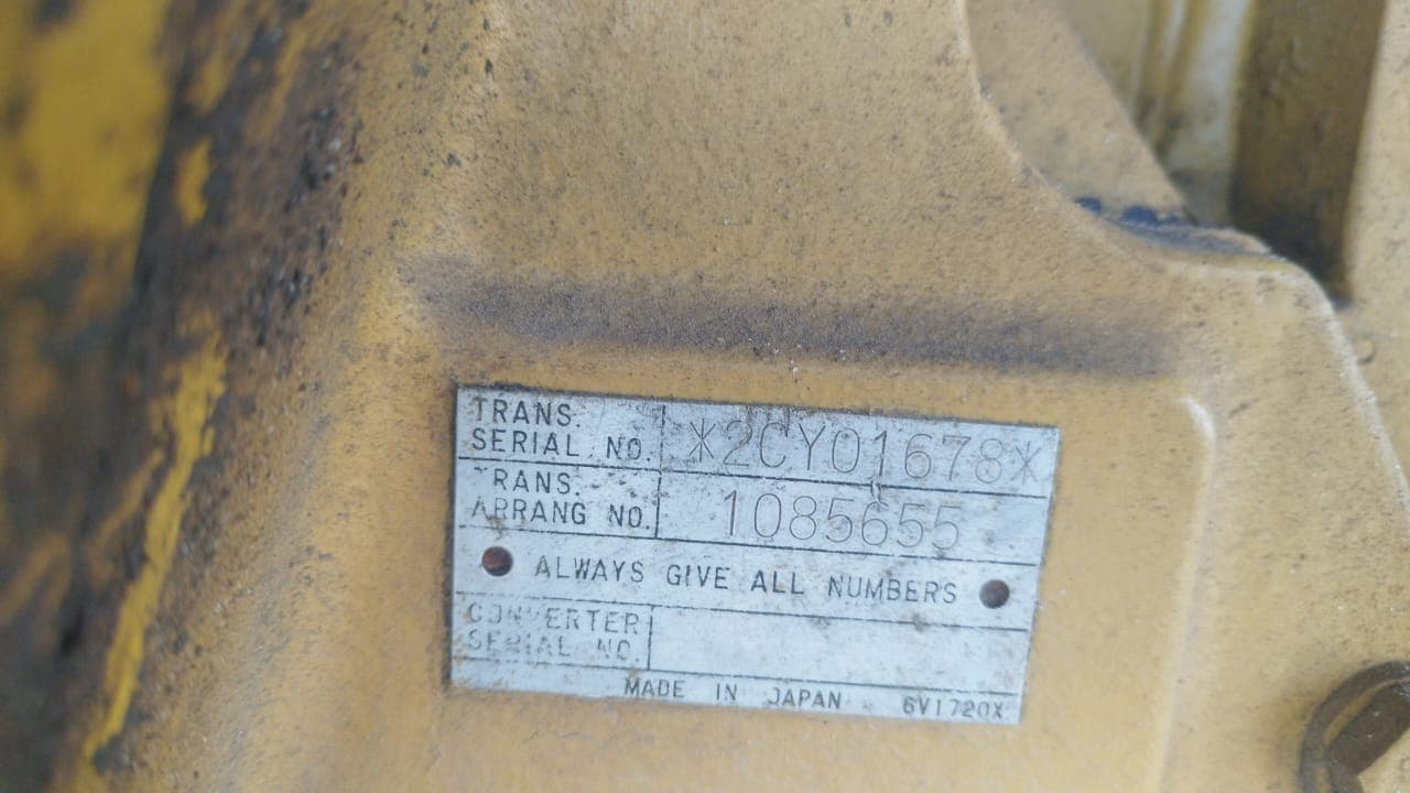 Bulldozer Caterpillar D6M — imagem 4
