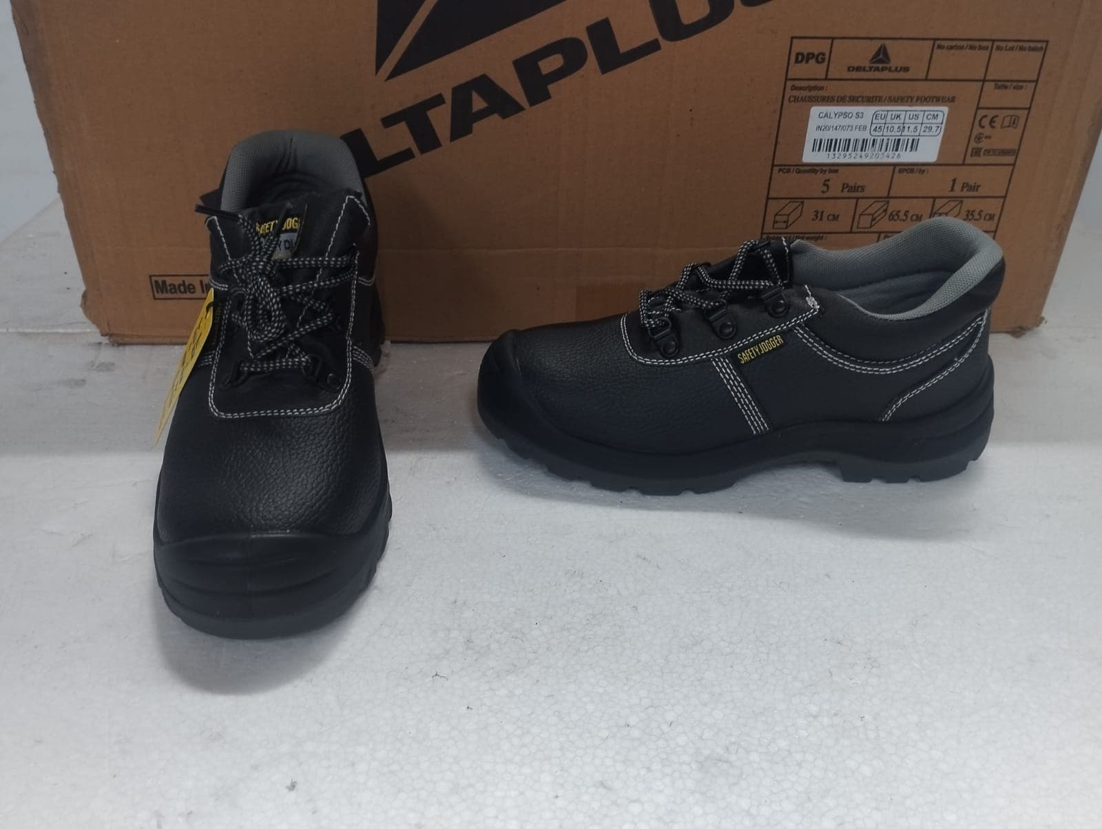 Botas — image 2