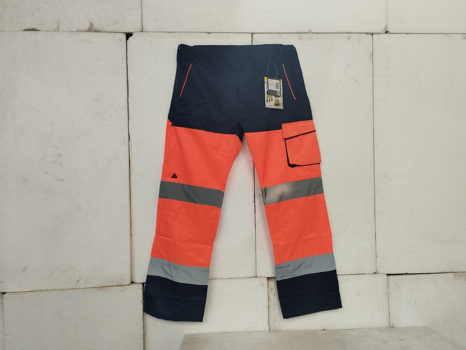 CALÇA DELTA PLUS — image 1