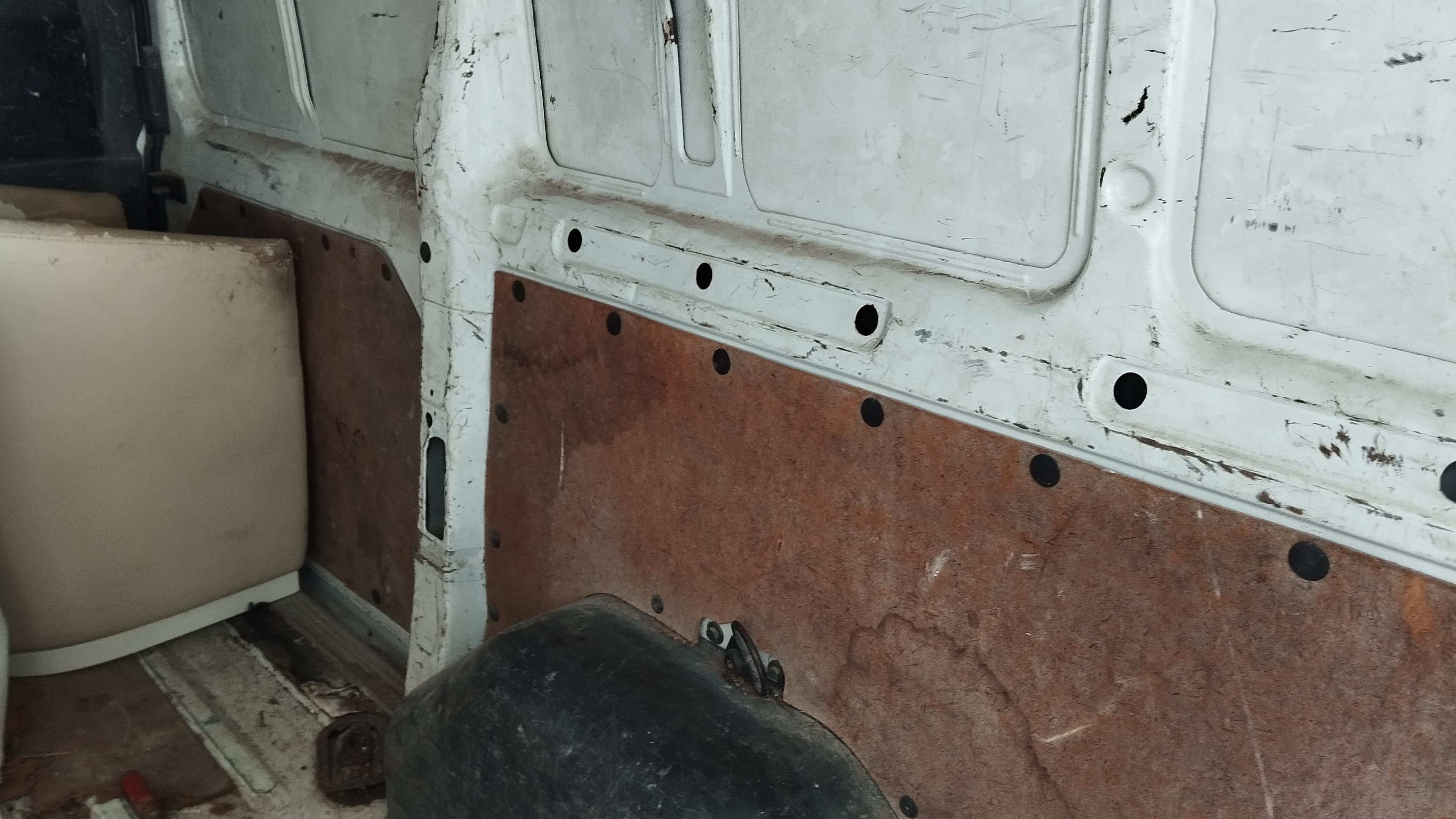Ford Transit 110 T280 · Ano 2007 — imagen 9