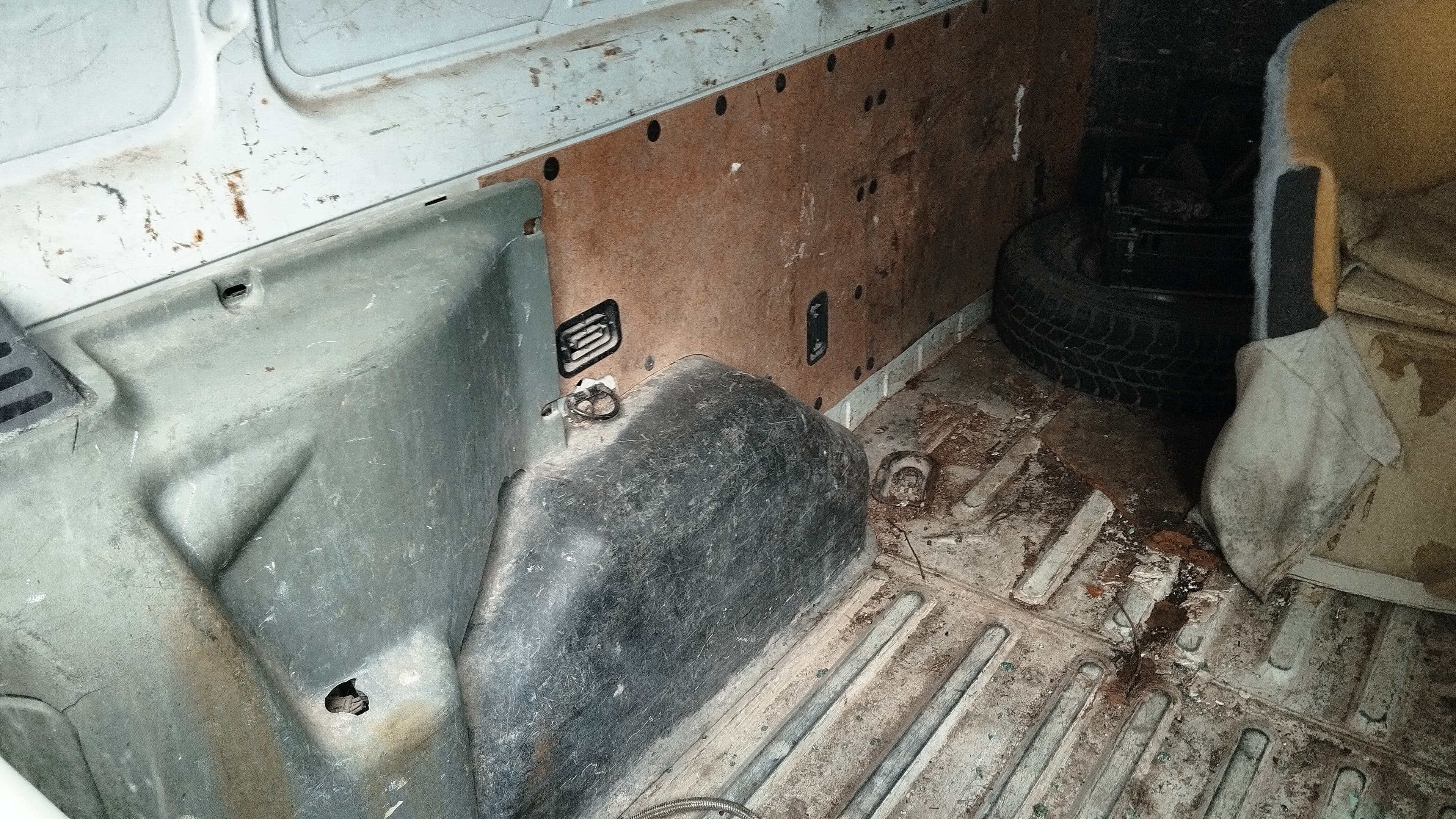 Ford Transit 110 T280 · Ano 2007 — imagen 8