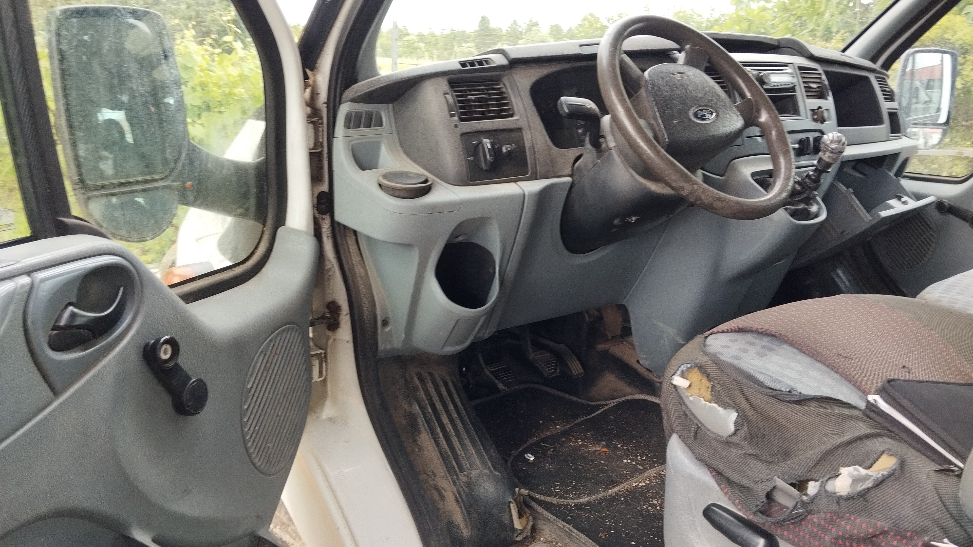 Ford Transit 350E · Ano 2007 — imagem 4
