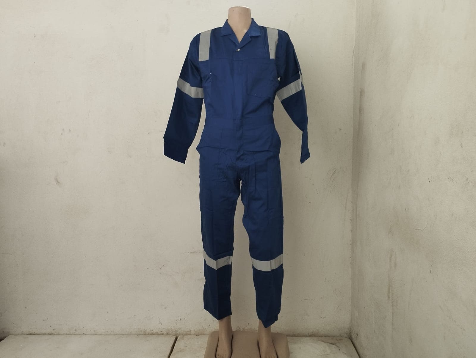 Macacão Delta Plus — image 1