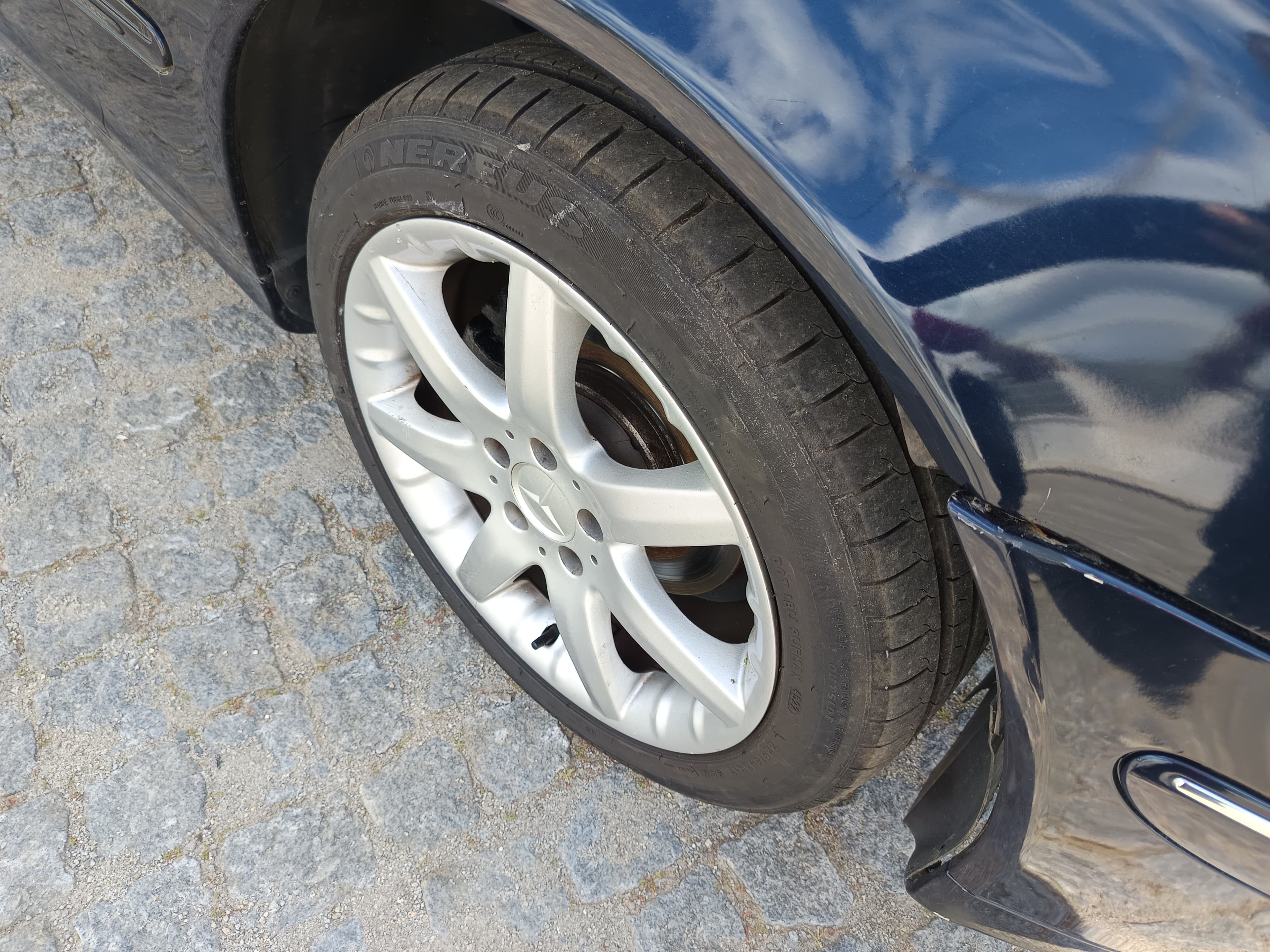 Mercedes-Benz C220 · Ano 2002 — image 8