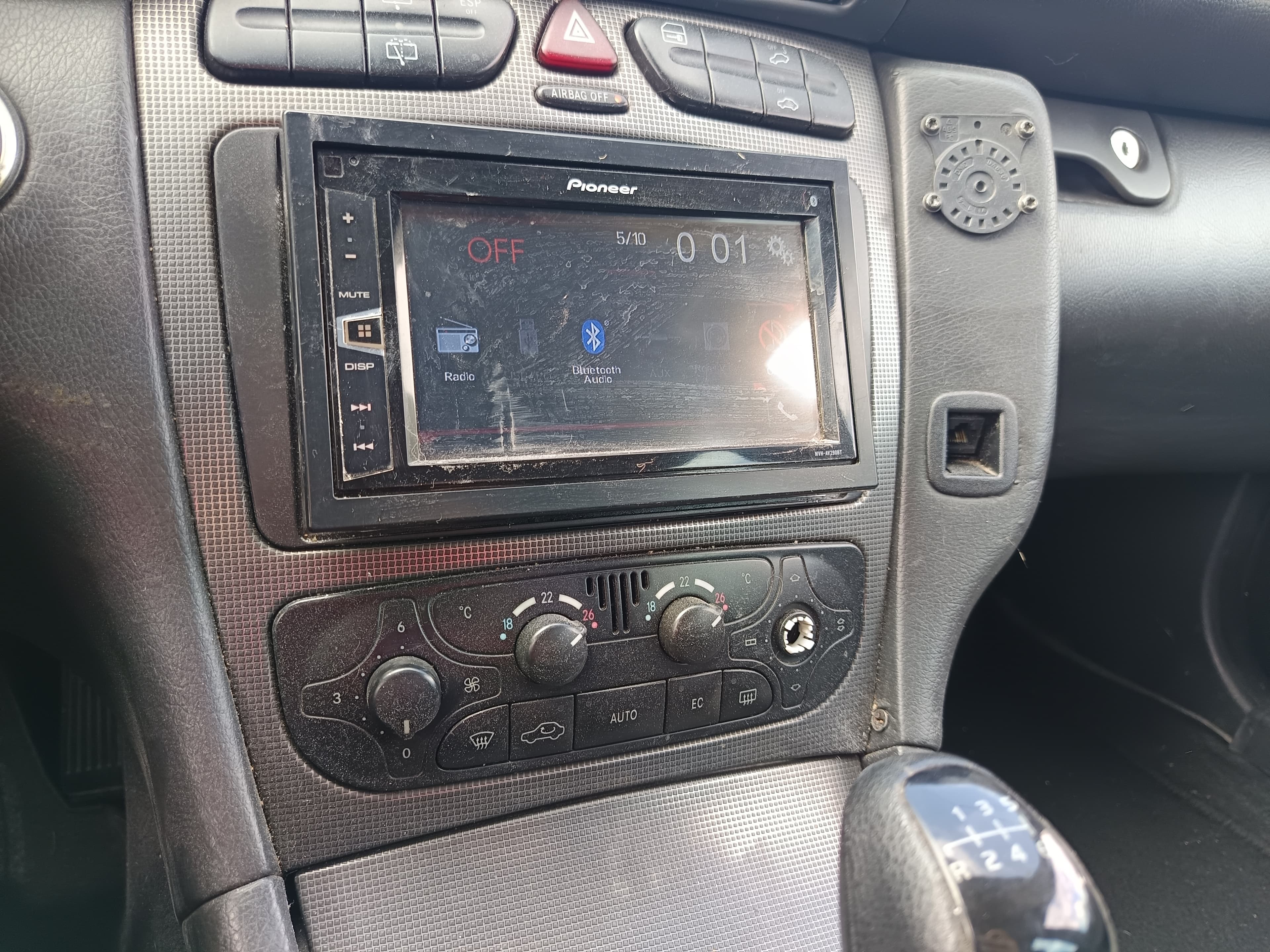 Mercedes-Benz C220 · Ano 2002 — image 49
