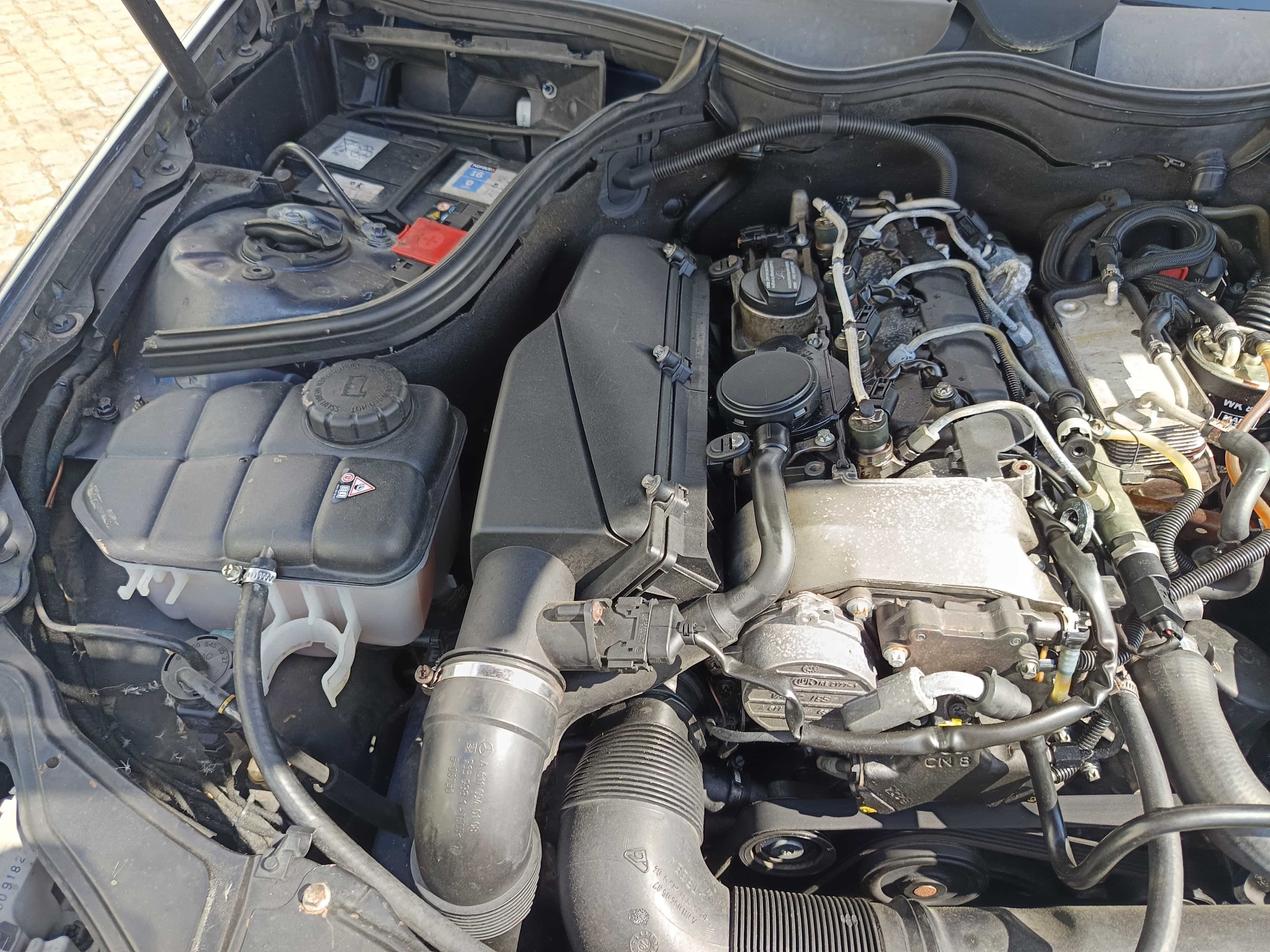 Mercedes-Benz C220 · Ano 2002 — image 6