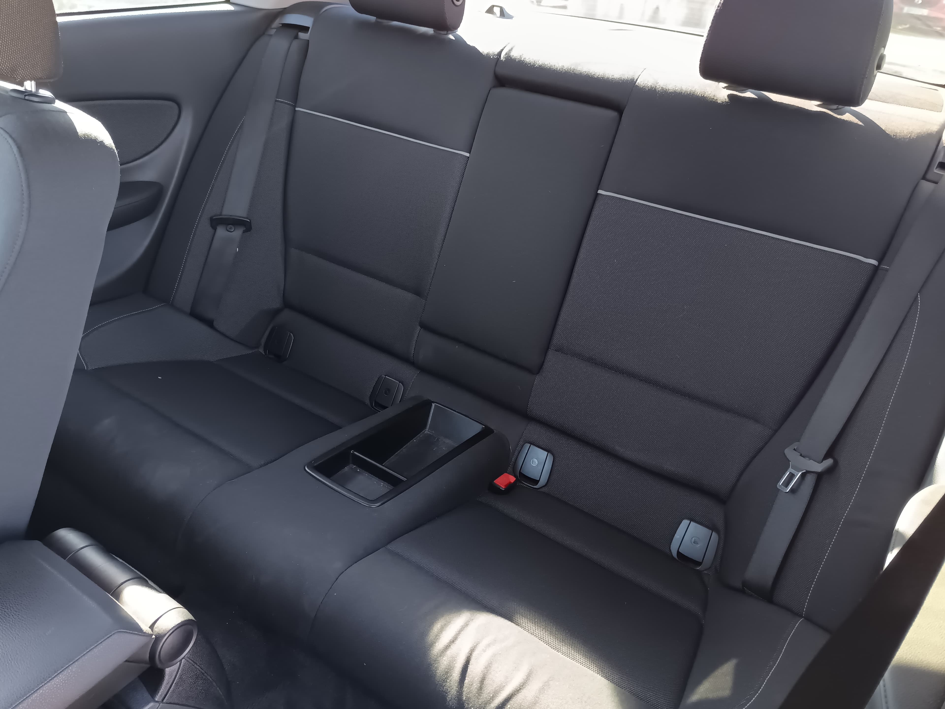 BMW 118 D · Ano 2010 — imagem 25