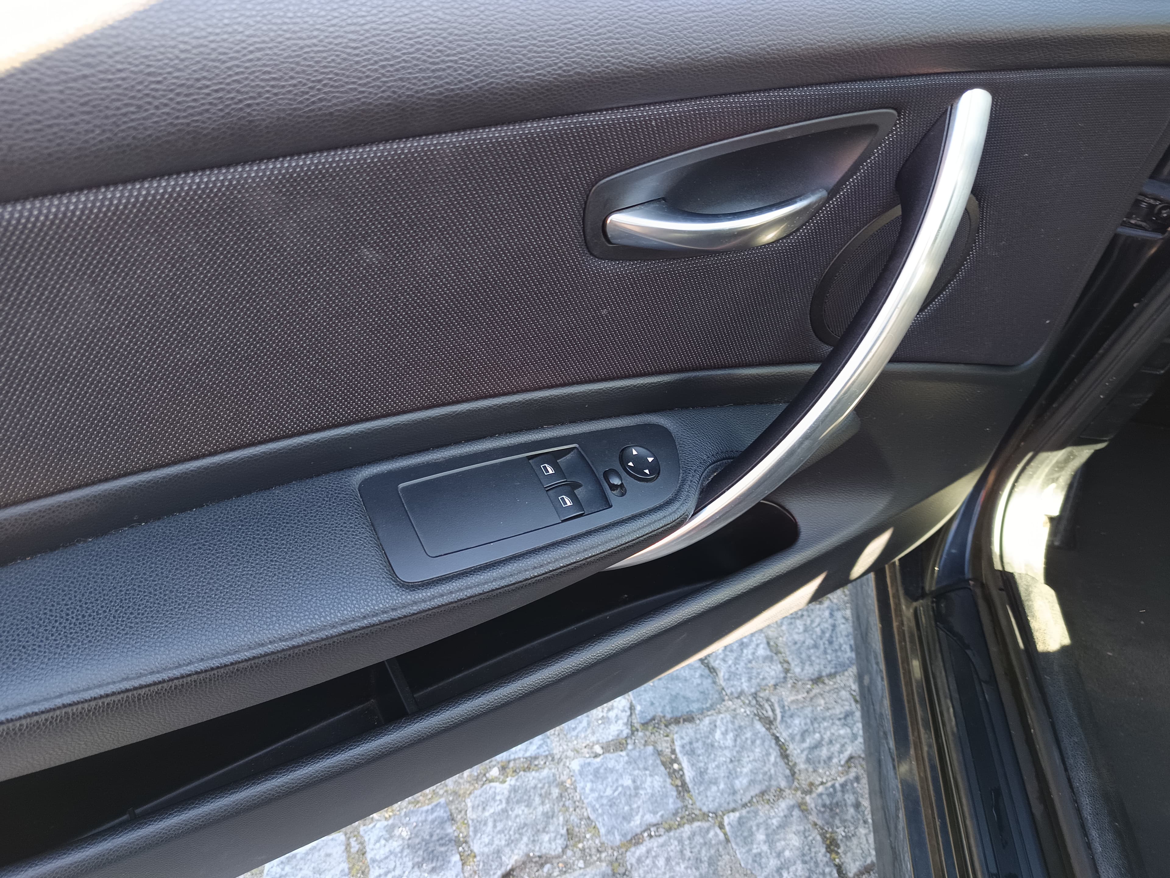 BMW 118 D · Ano 2010 — imagem 22