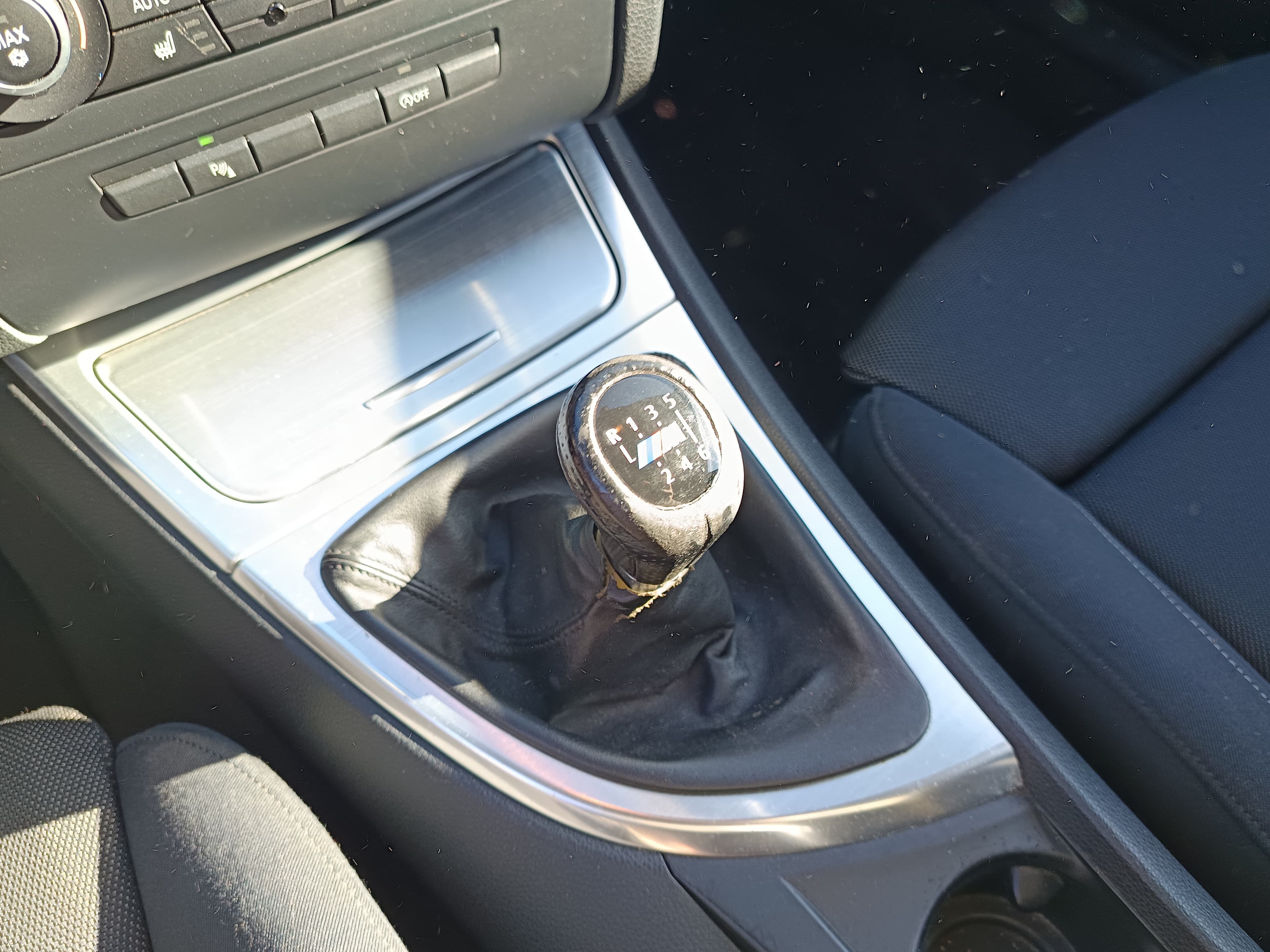 BMW 118 D · Ano 2010 — imagem 30