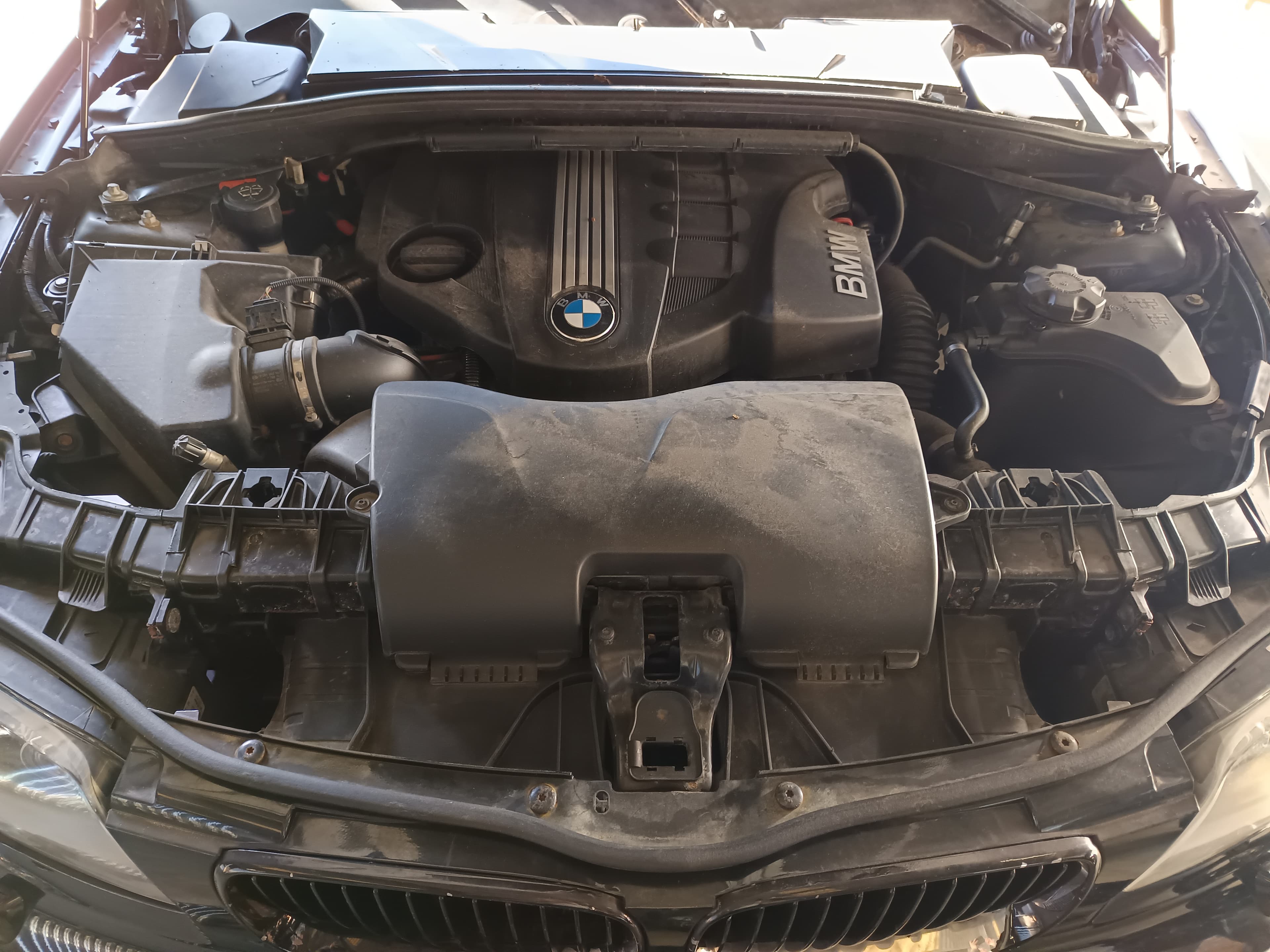 BMW 118 D · Ano 2010 — imagem 14