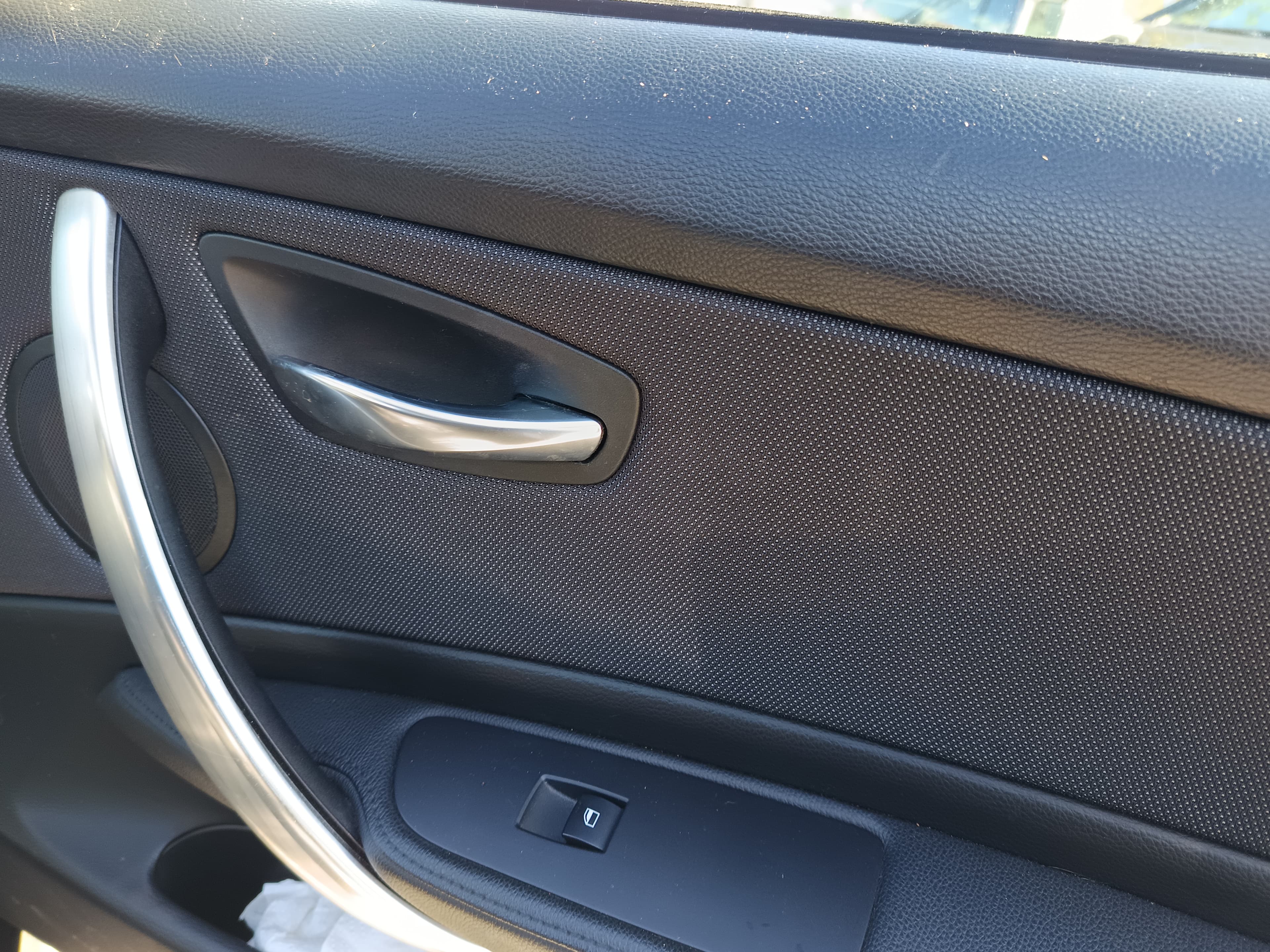BMW 118 D · Ano 2010 — imagem 19