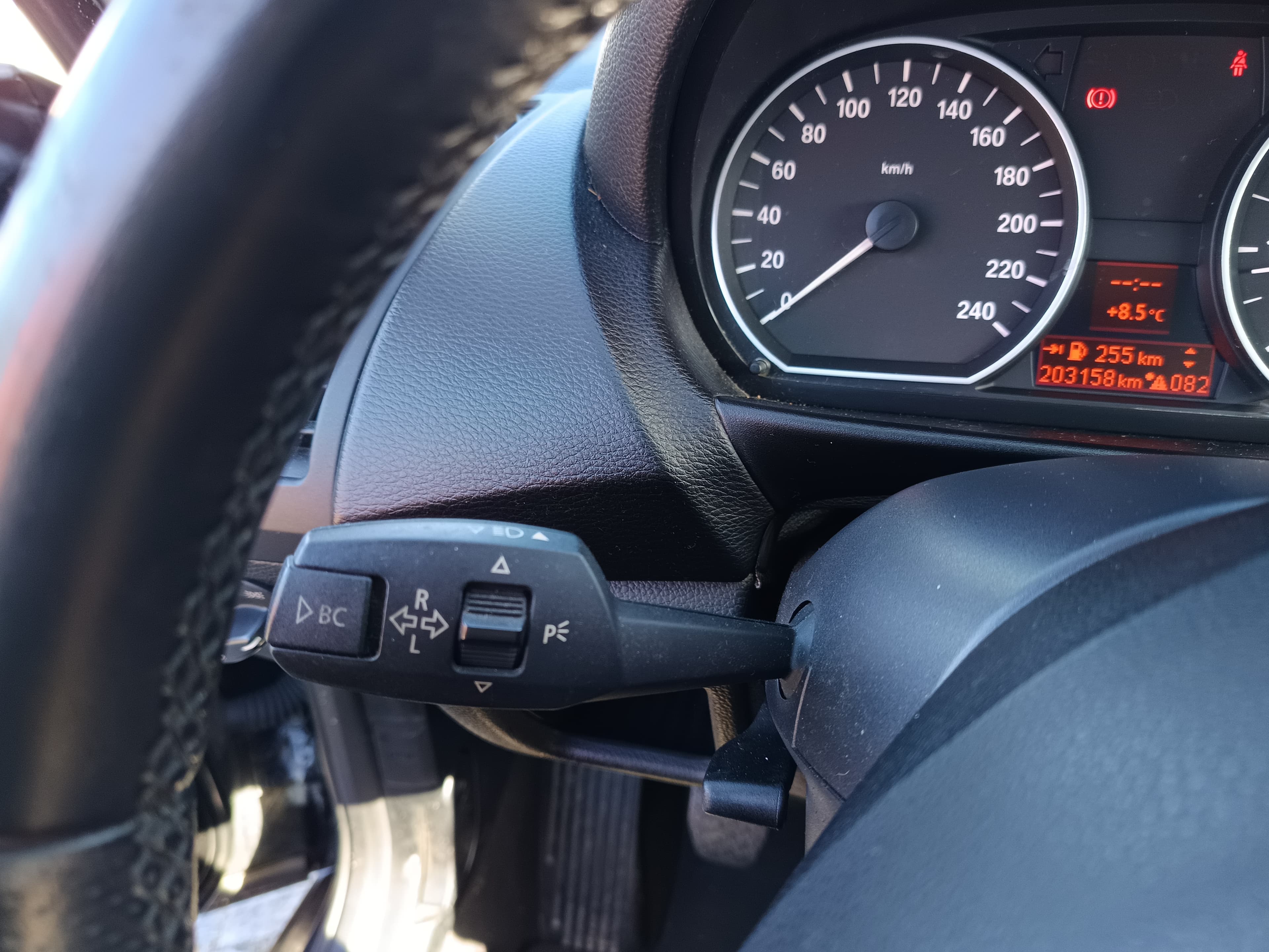 BMW 118 D · Ano 2010 — imagem 36