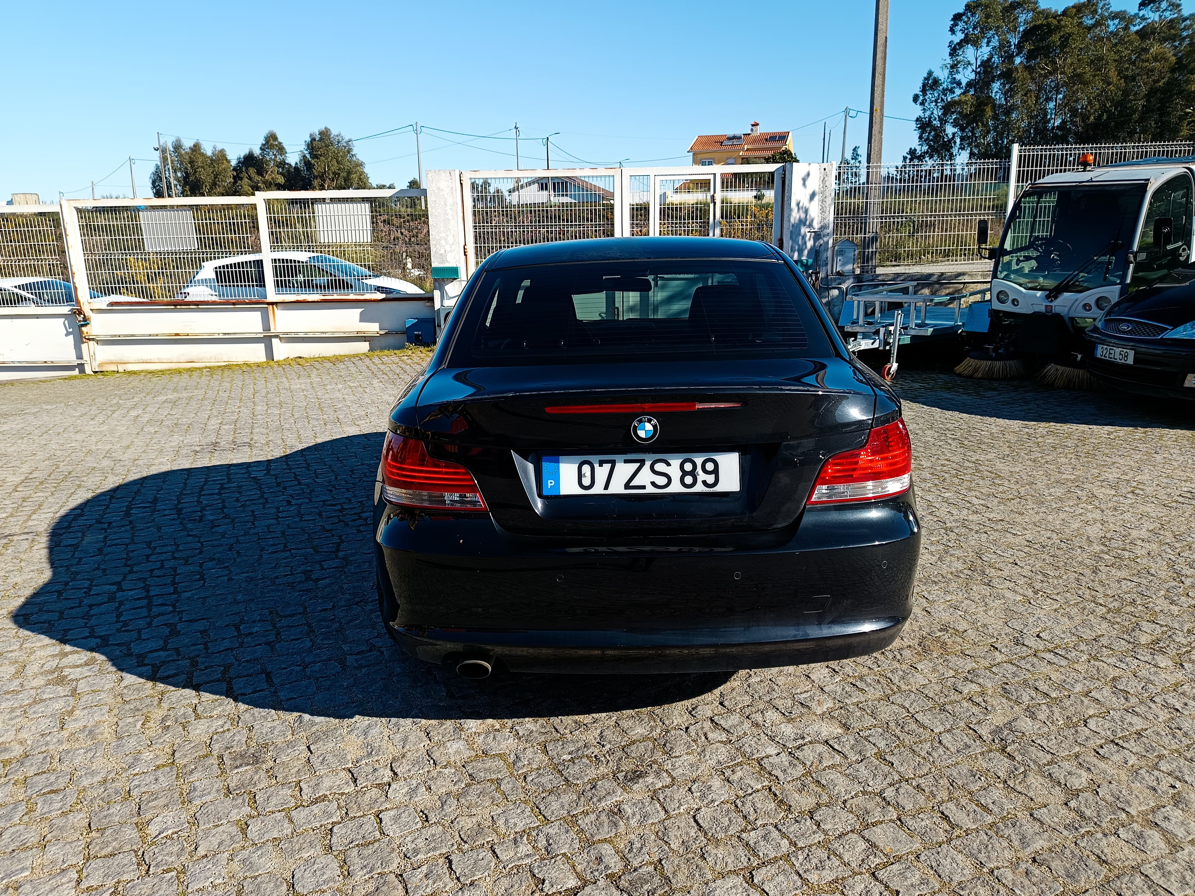BMW 118 D · Ano 2010 — imagem 6