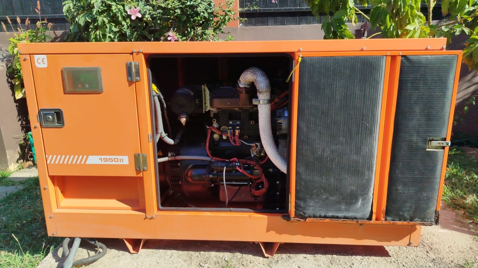 Gerador - Grupel DJ32003 — image 2