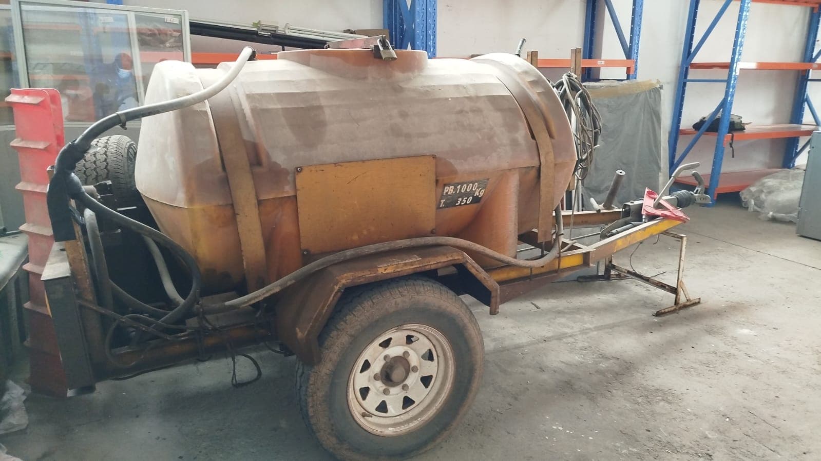 Trela c/ tanque de combustível — imagen 6