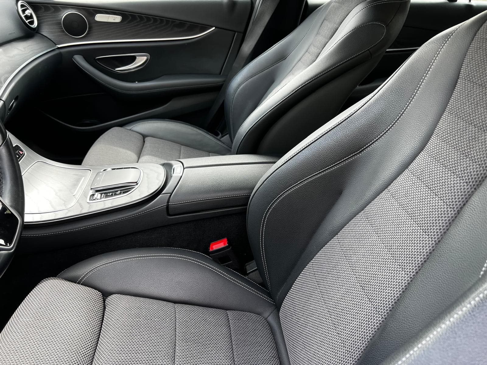 Mercedes-Benz E300 de · Ano 2020 — image 10